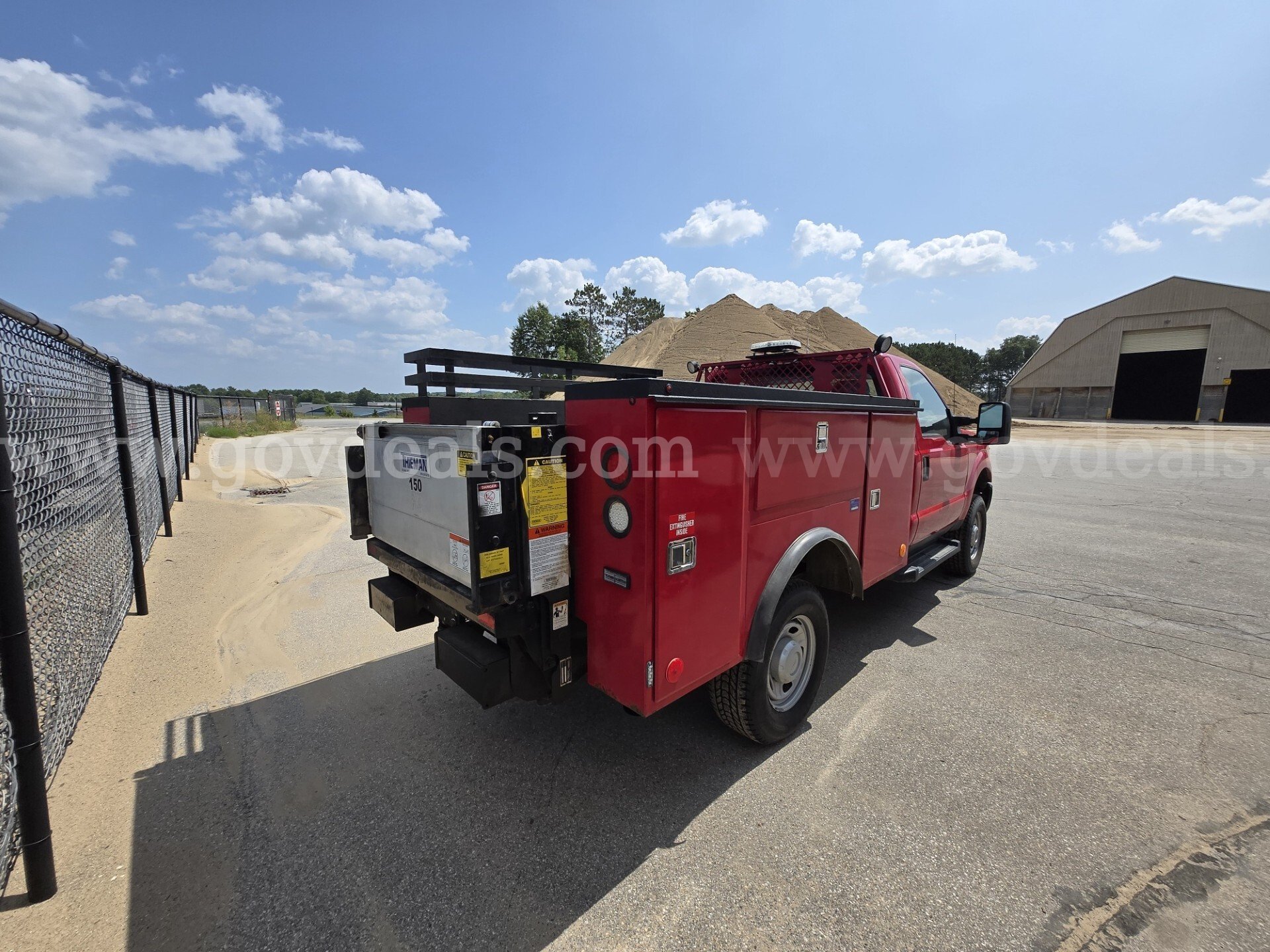 2014 Ford F-250 SD XL 4WD Ford F-250 Government Surplus Auction - Photo #4