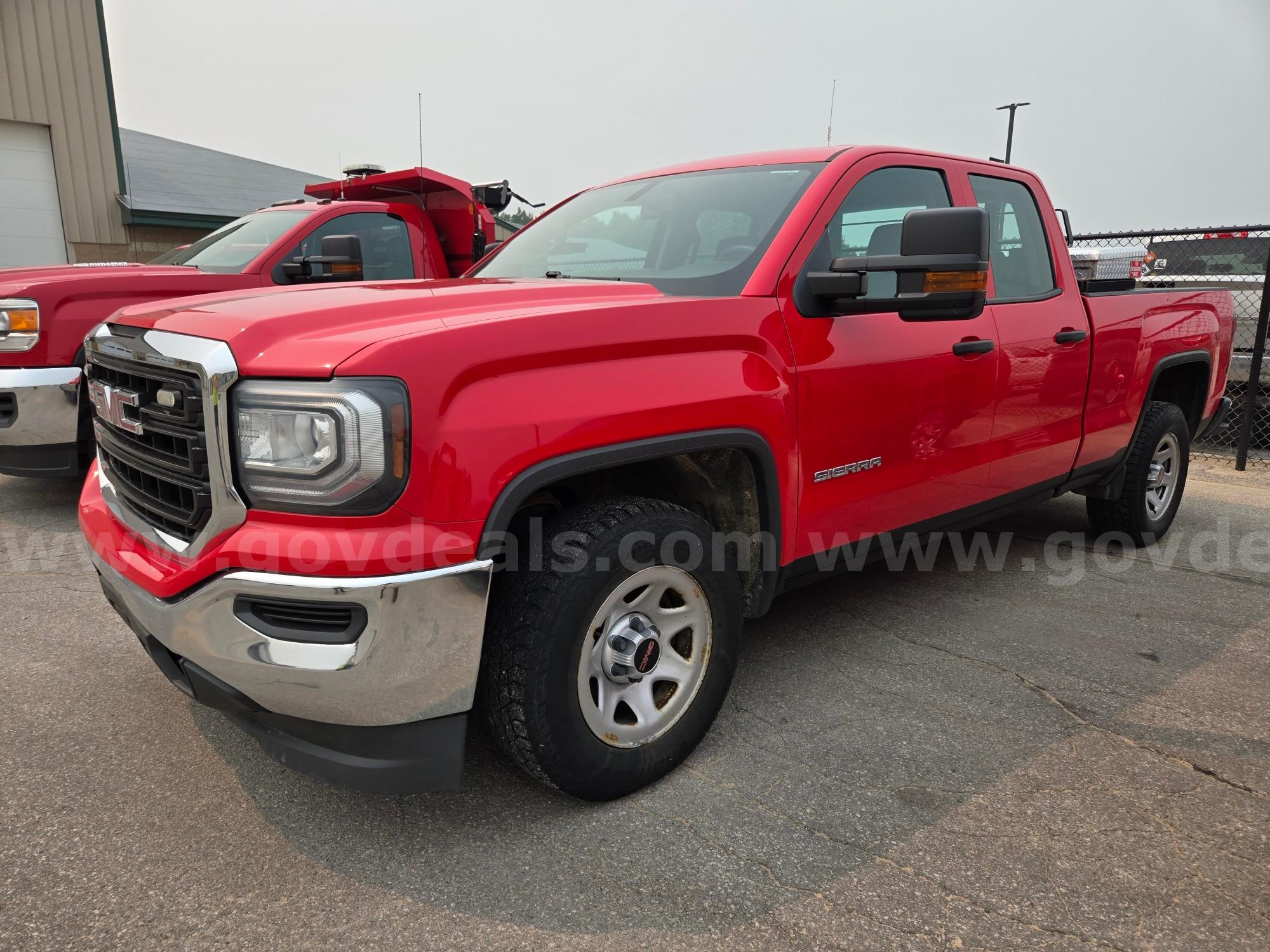 2016 GMC Sierra 1500 GMC Sierra Government Surplus Auction - Primary Photo