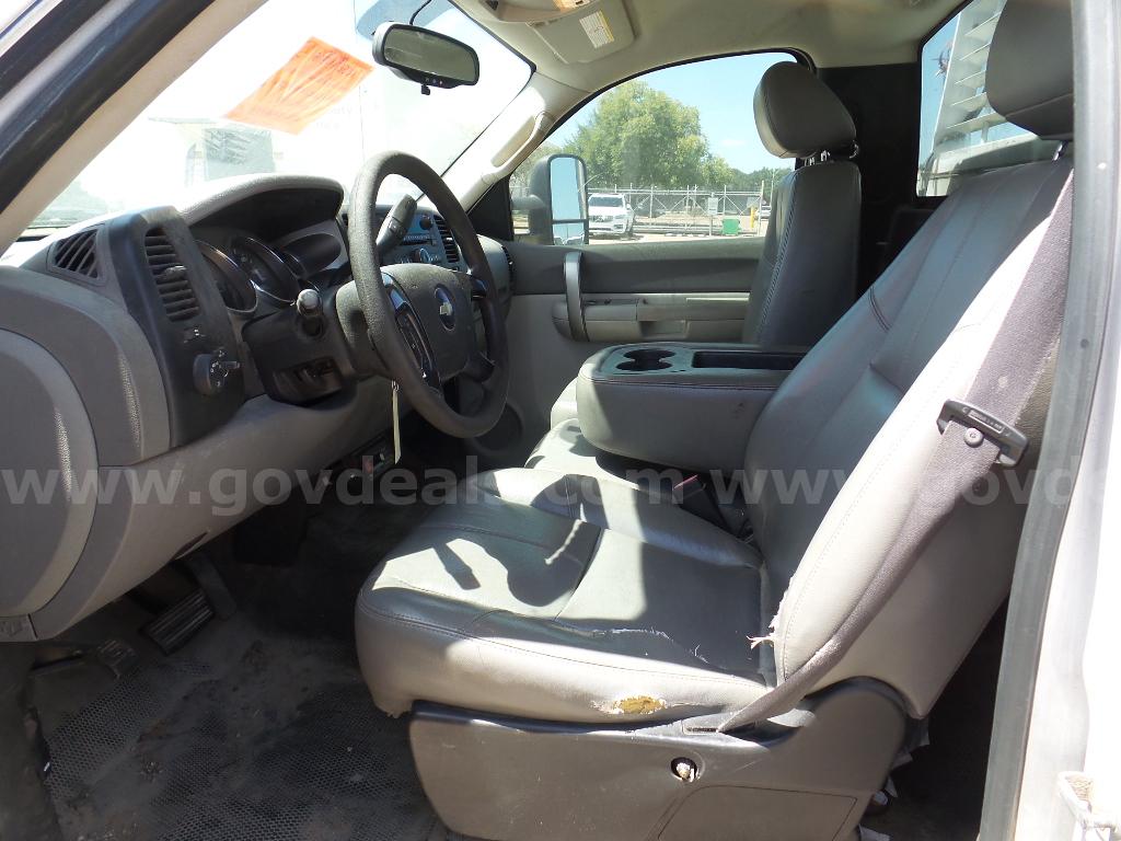 2009 Chevrolet Silverado 3500HD Chevrolet Silverado 3500HD Government Surplus Auction - Photo #5