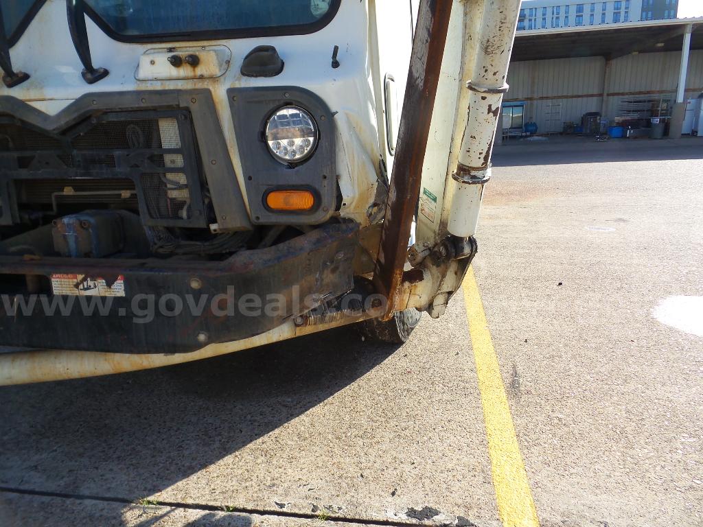 2020 Mack Terrapro Mack Terrapro Government Surplus Auction - Photo #5