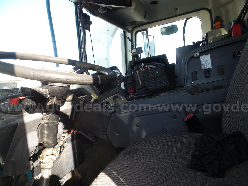 2020 Mack Terrapro Mack Terrapro Government Surplus Auction - Photo #6