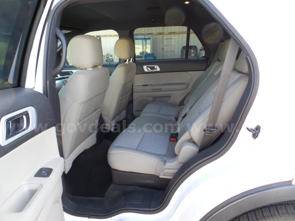 2015 Ford Explorer Ford Explorer Government Surplus Auction - Photo #6
