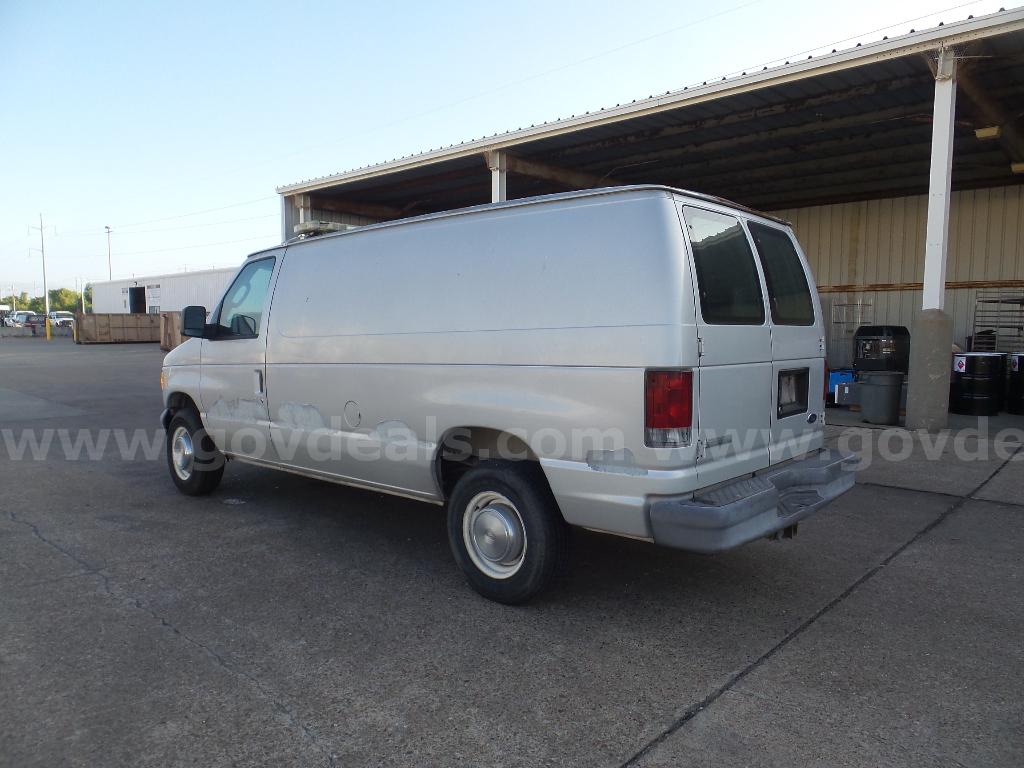 2006 Ford Econoline Ford Econoline Government Surplus Auction - Photo #4