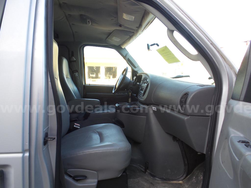 2006 Ford Econoline Ford Econoline Government Surplus Auction - Photo #6