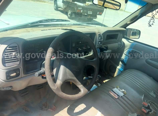 1999 GMC Sierra Classic 3500 GMC Sierra Government Surplus Auction - Photo #6