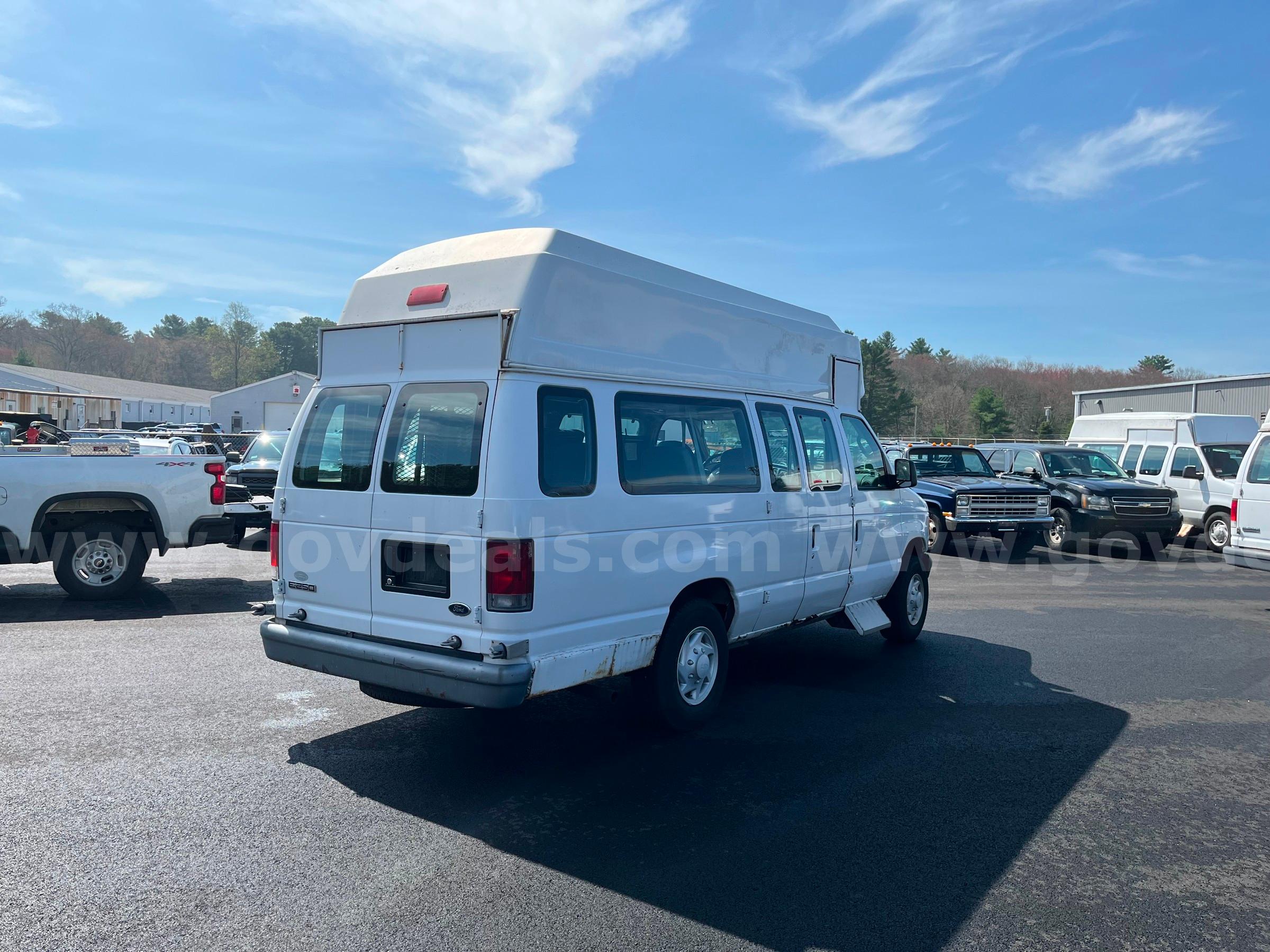 2006 Ford Econoline Ford Econoline Government Surplus Auction - Photo #4
