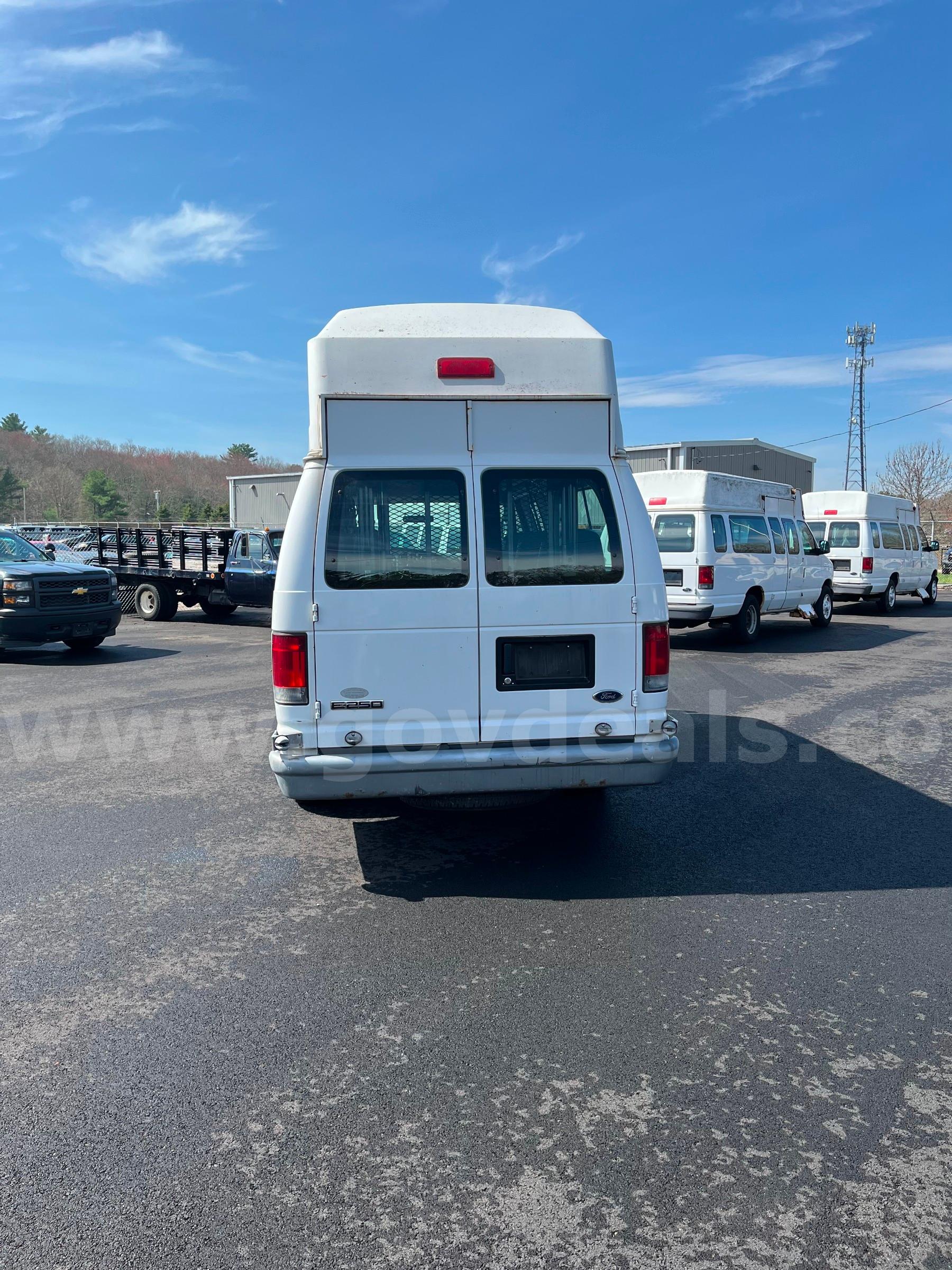 2006 Ford Econoline Ford Econoline Government Surplus Auction - Photo #6