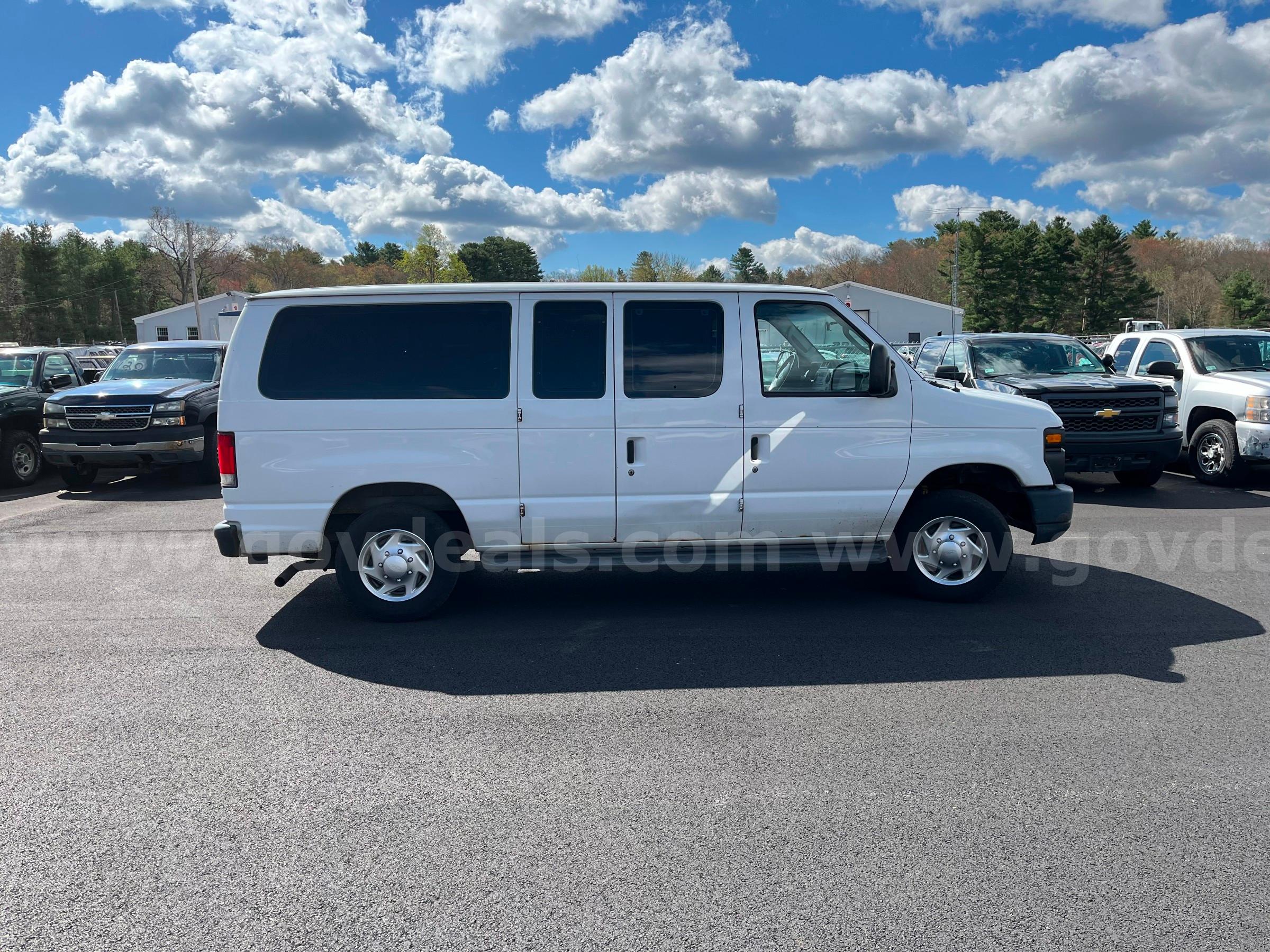2013 Ford Econoline Ford Econoline Government Surplus Auction - Photo #3