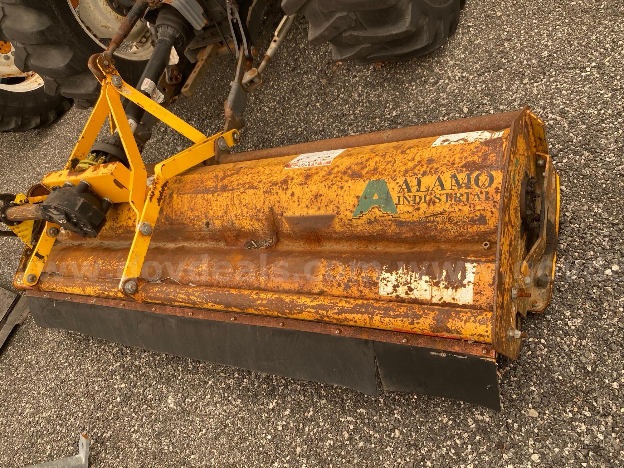 1998 Ford New Holland tractor with brush mower New Holland TS90 Government Surplus Auction - Photo #3