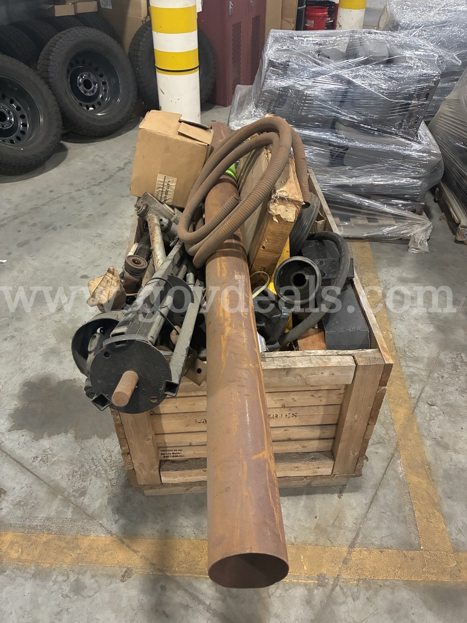 Pallet of misc. new old stock tractor parts   Government Surplus Auction - Photo #2