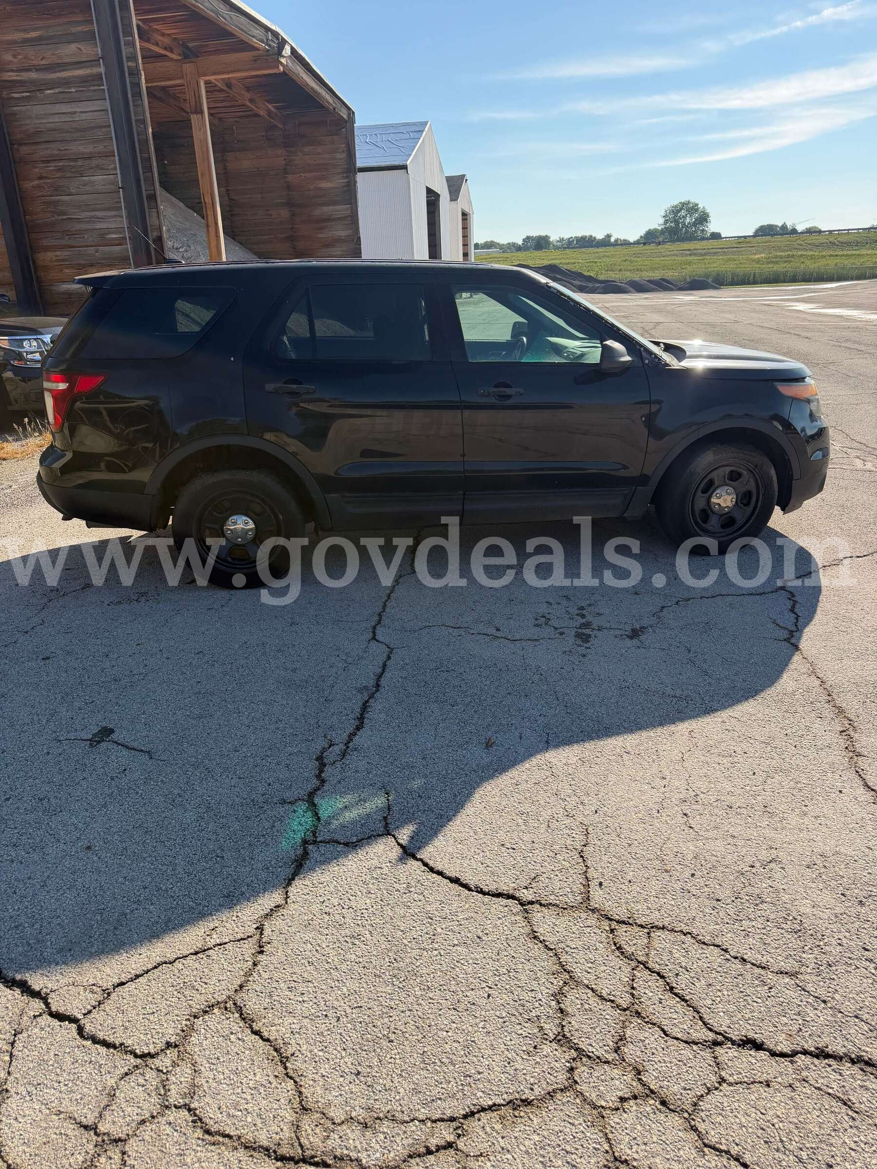 2015 Ford Explorer Ford Explorer Government Surplus Auction - Photo #3
