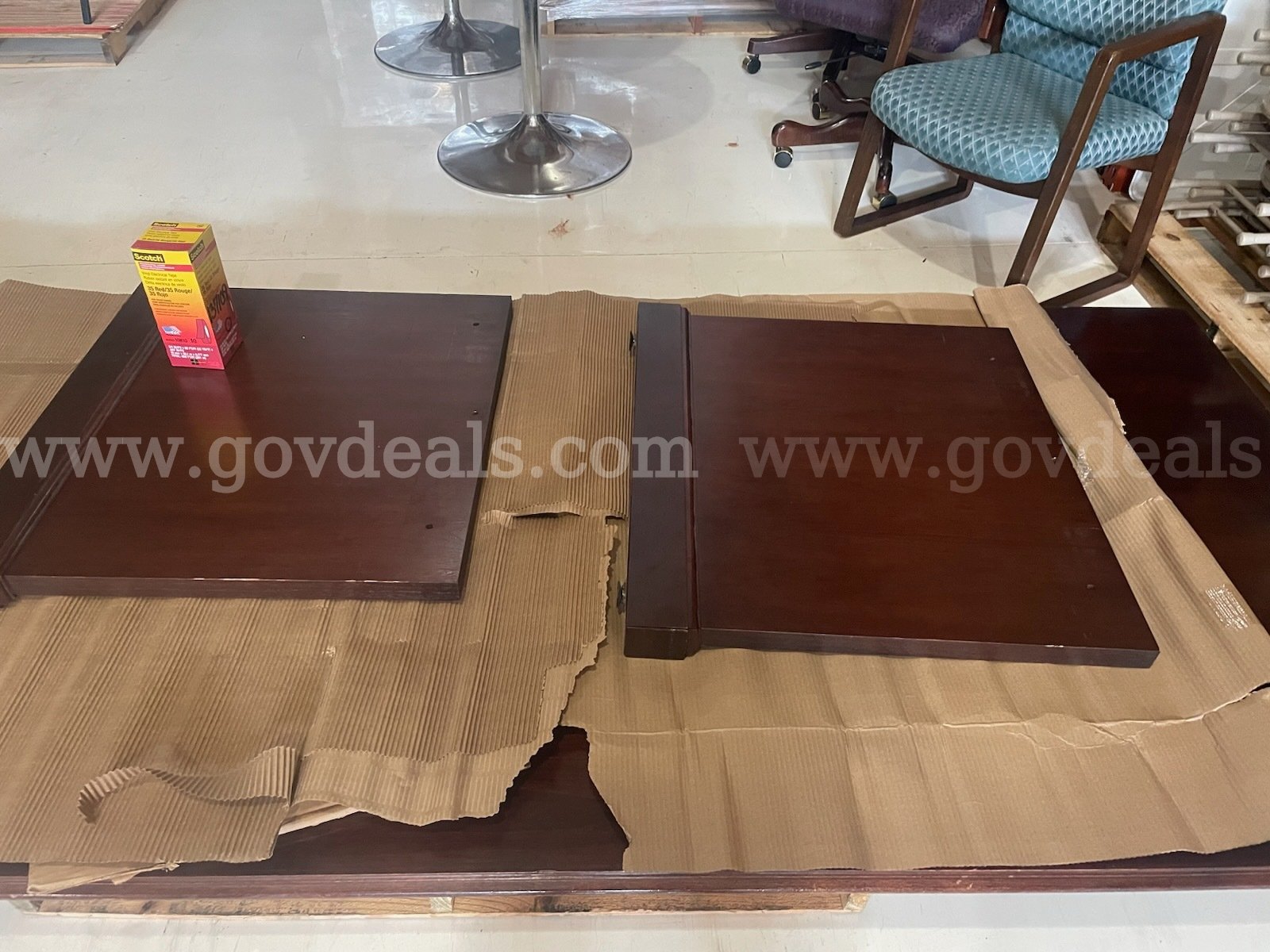Large conference room table   Government Surplus Auction - Photo #3
