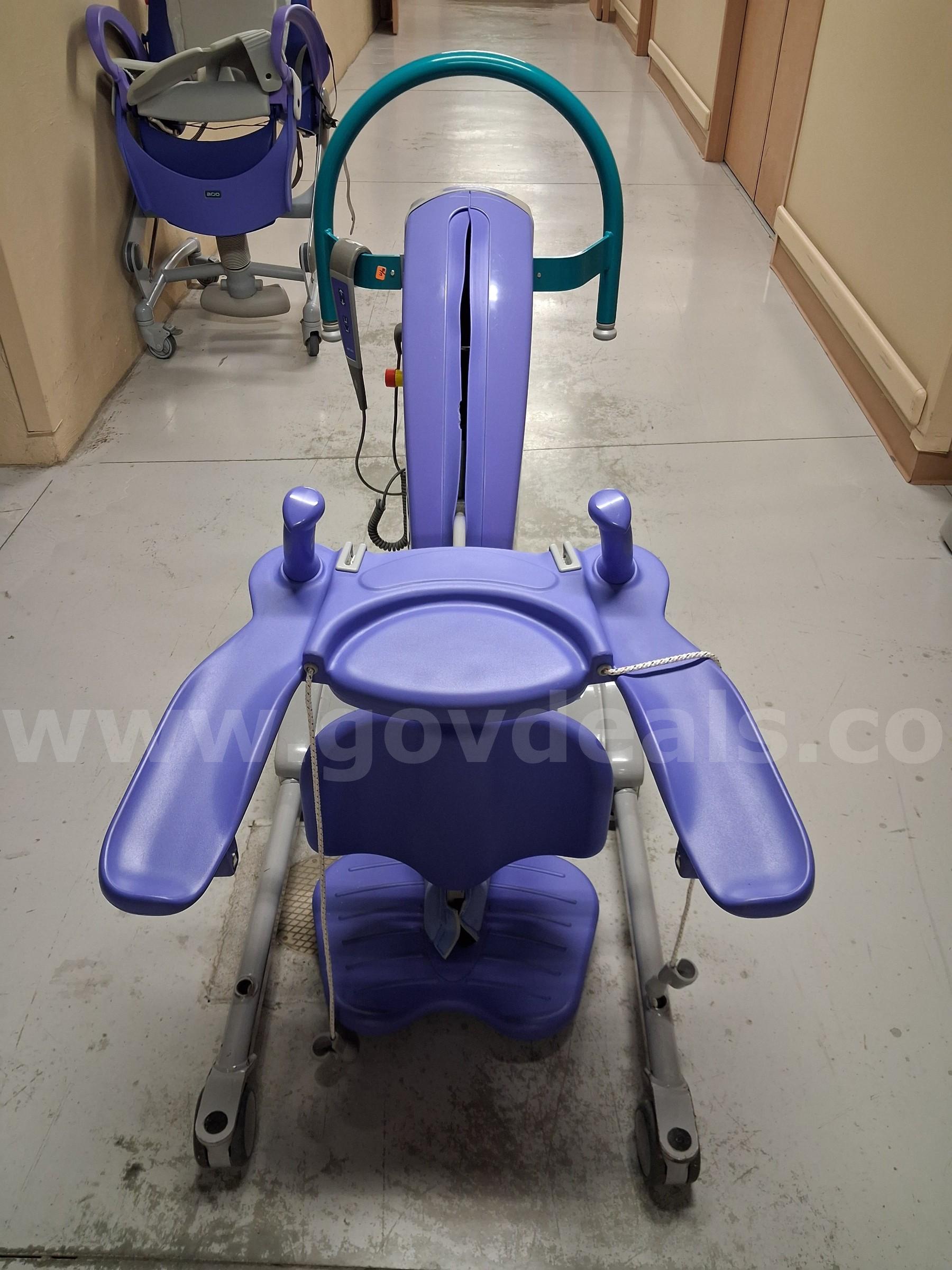 Arjo Sara Plus Lift - Operational