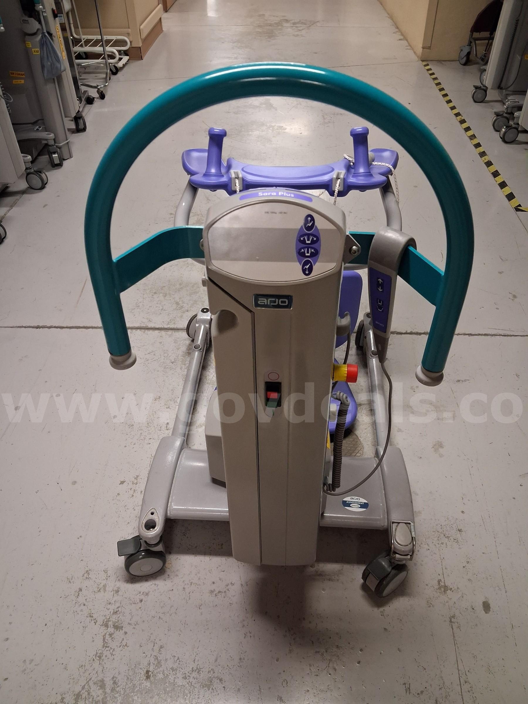 Arjo Sara Plus Lift - Operational Arjo Huntleigh HEP0001-US Government Surplus Auction - Photo #4