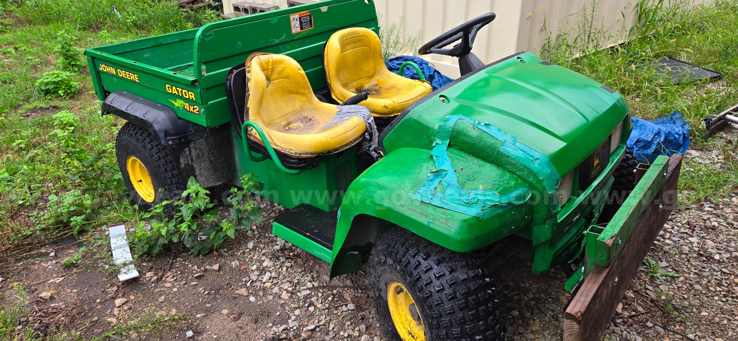 2003 John Deere Gator John Deere Gator 4x2 Government Surplus Auction - Photo #2