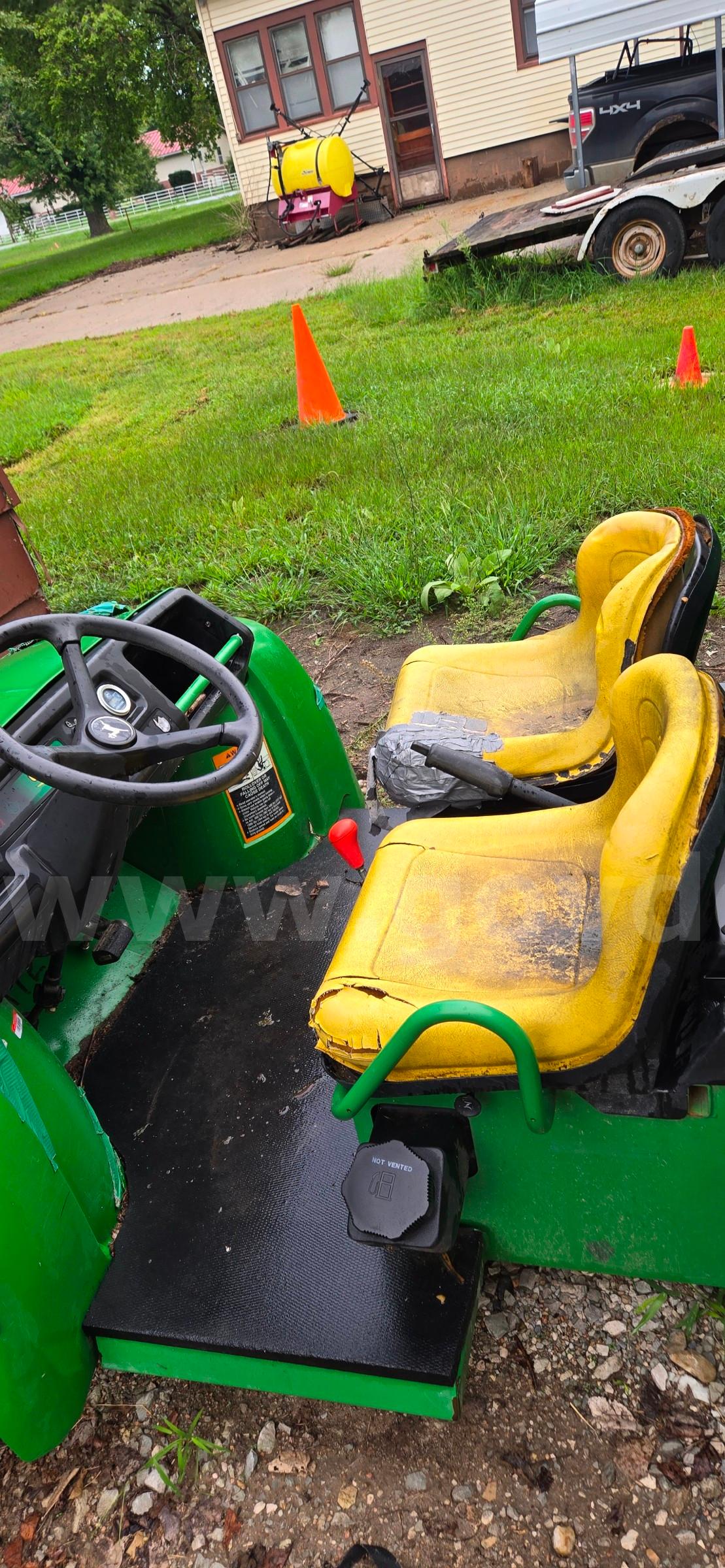 2003 John Deere Gator John Deere Gator 4x2 Government Surplus Auction - Photo #5
