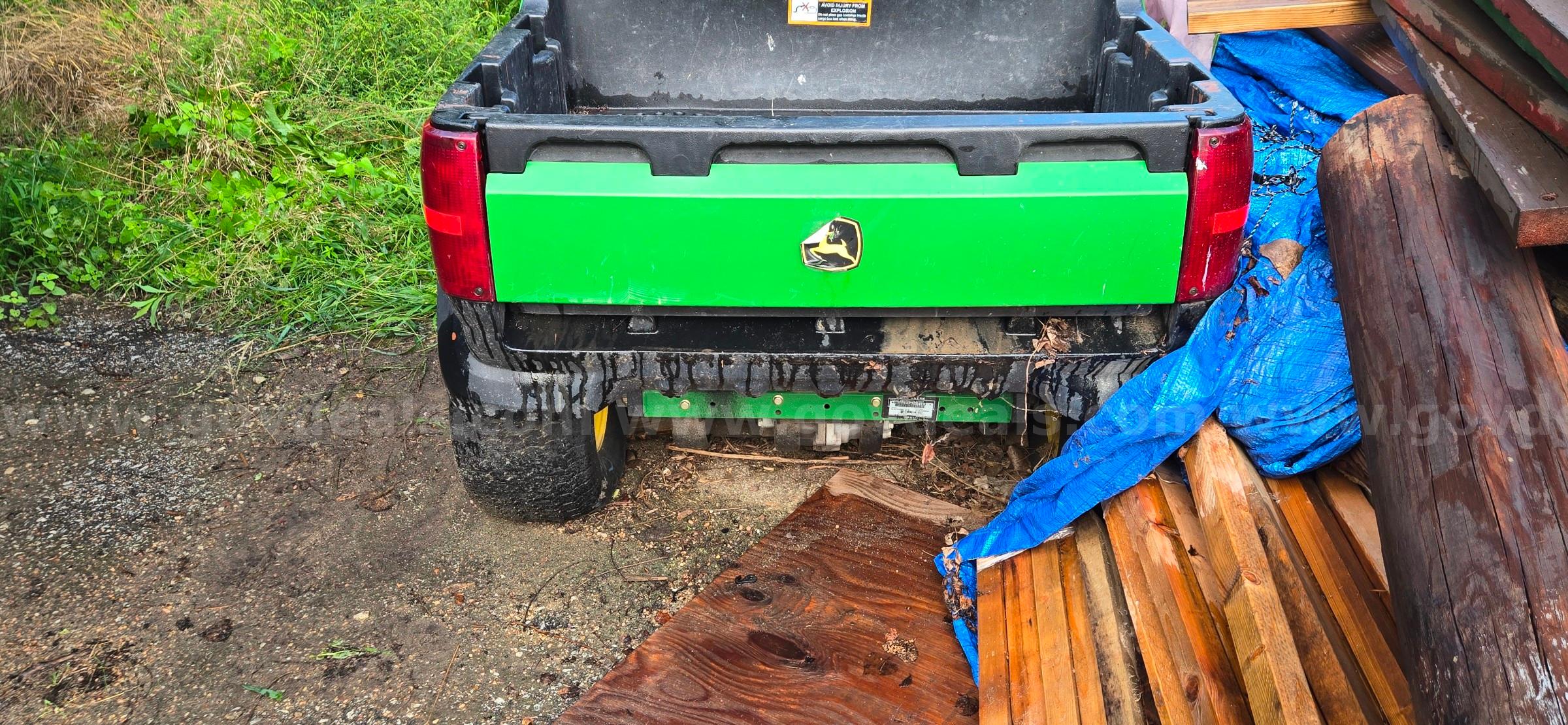 2005 John Deere Gator John Deere Gator 4x2 Government Surplus Auction - Photo #3