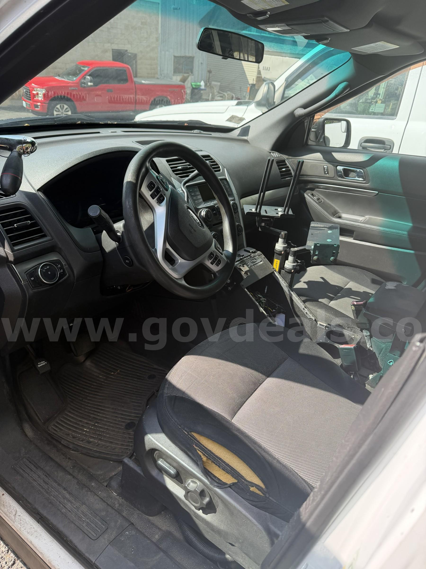 2013 Ford Explorer Ford Explorer Government Surplus Auction - Photo #4