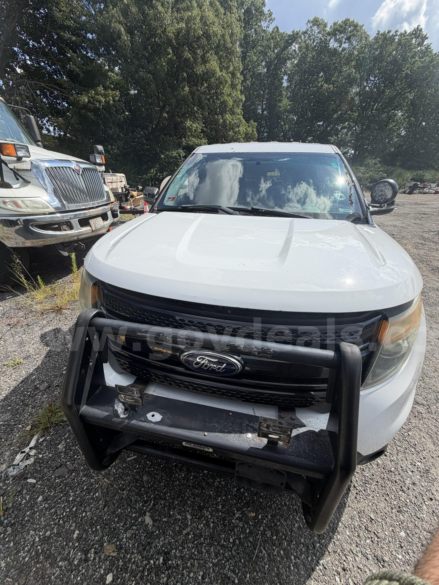 2013 Ford Explorer Ford Explorer Government Surplus Auction - Photo #2