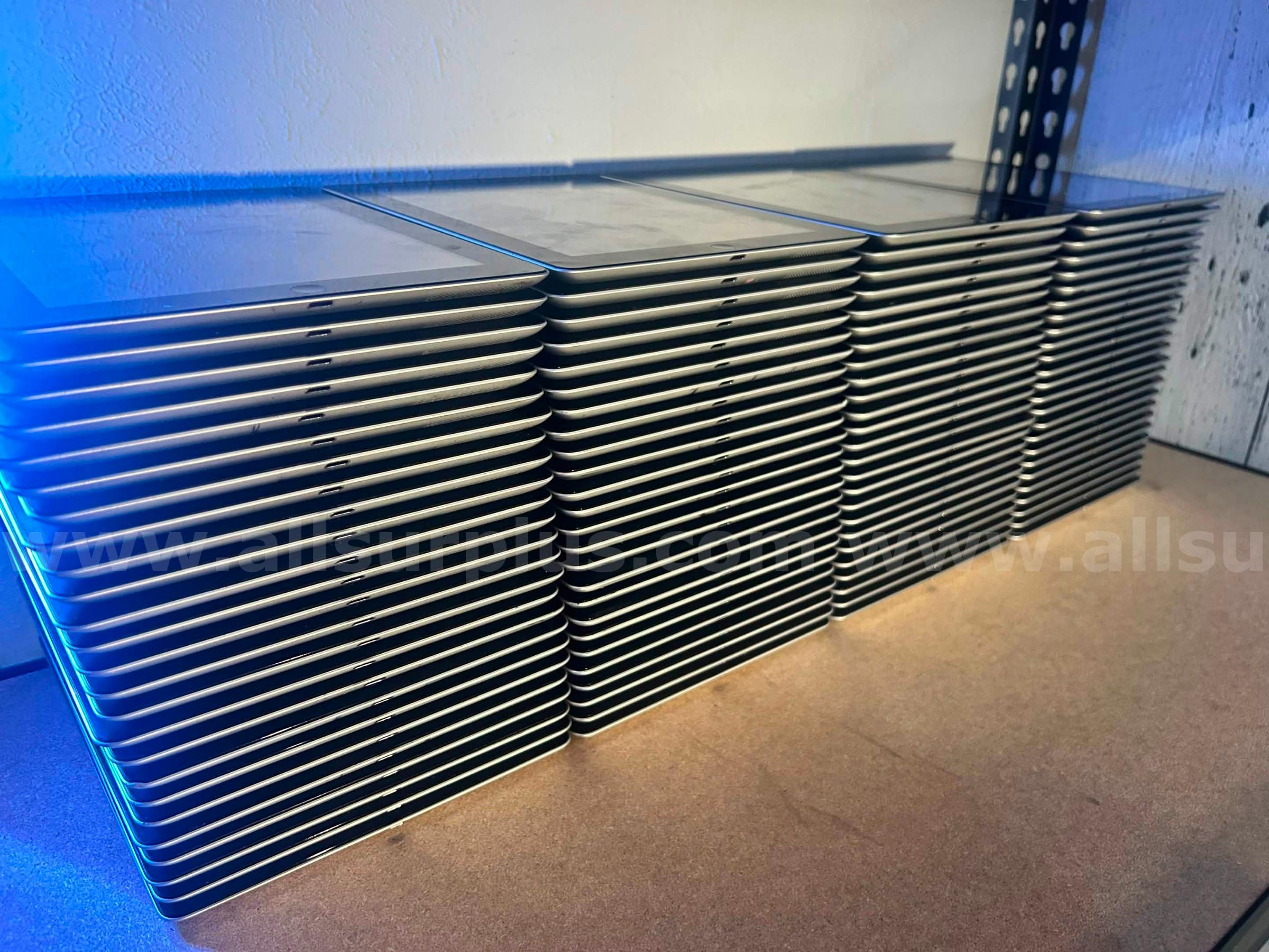 100 Ea. Apple Ipads | Tested To Power On Apple 100 Government Surplus Auction - Photo #3
