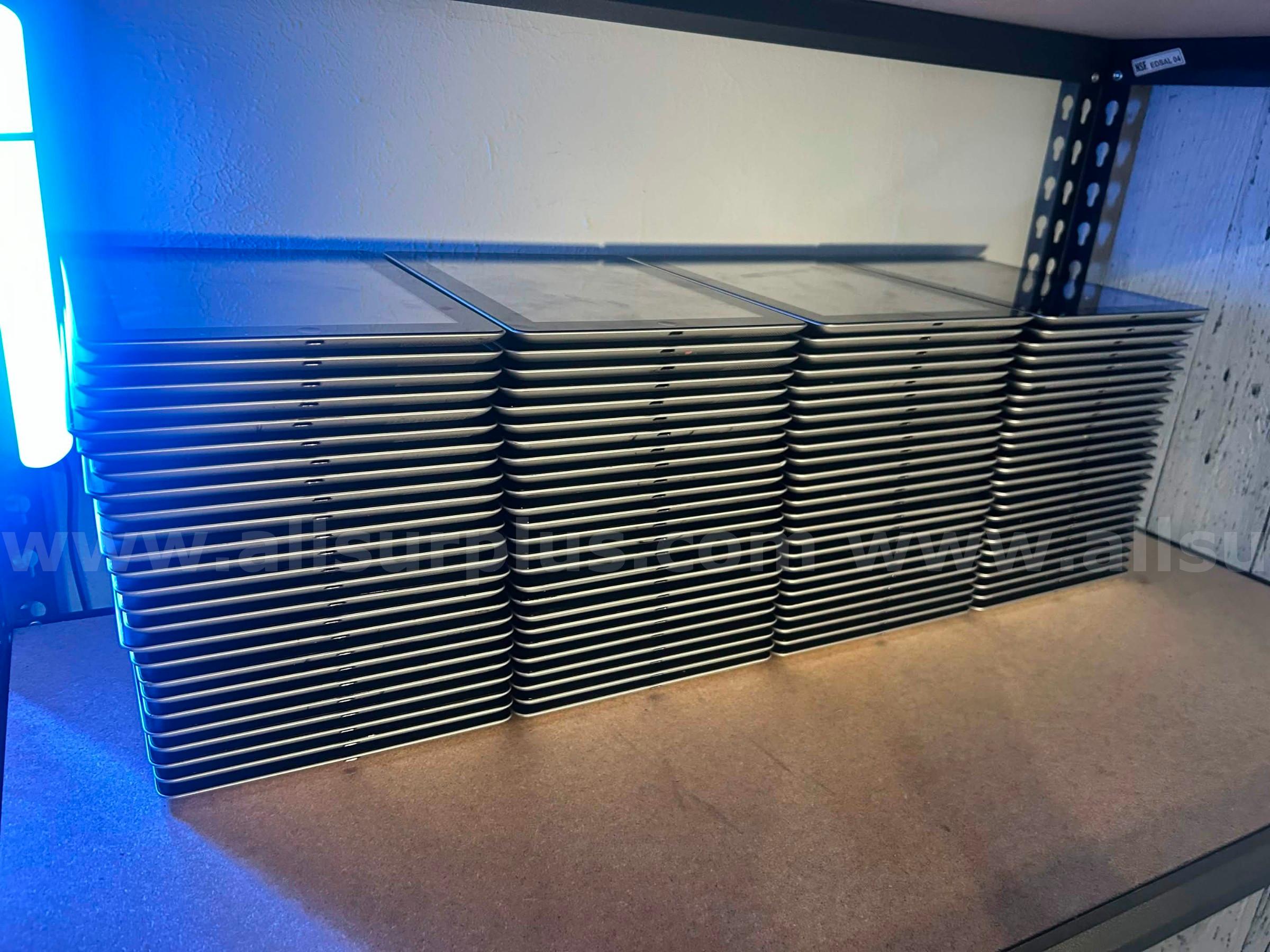 100 Ea. Apple Ipads | Tested To Power On Apple 100 Government Surplus Auction - Photo #4