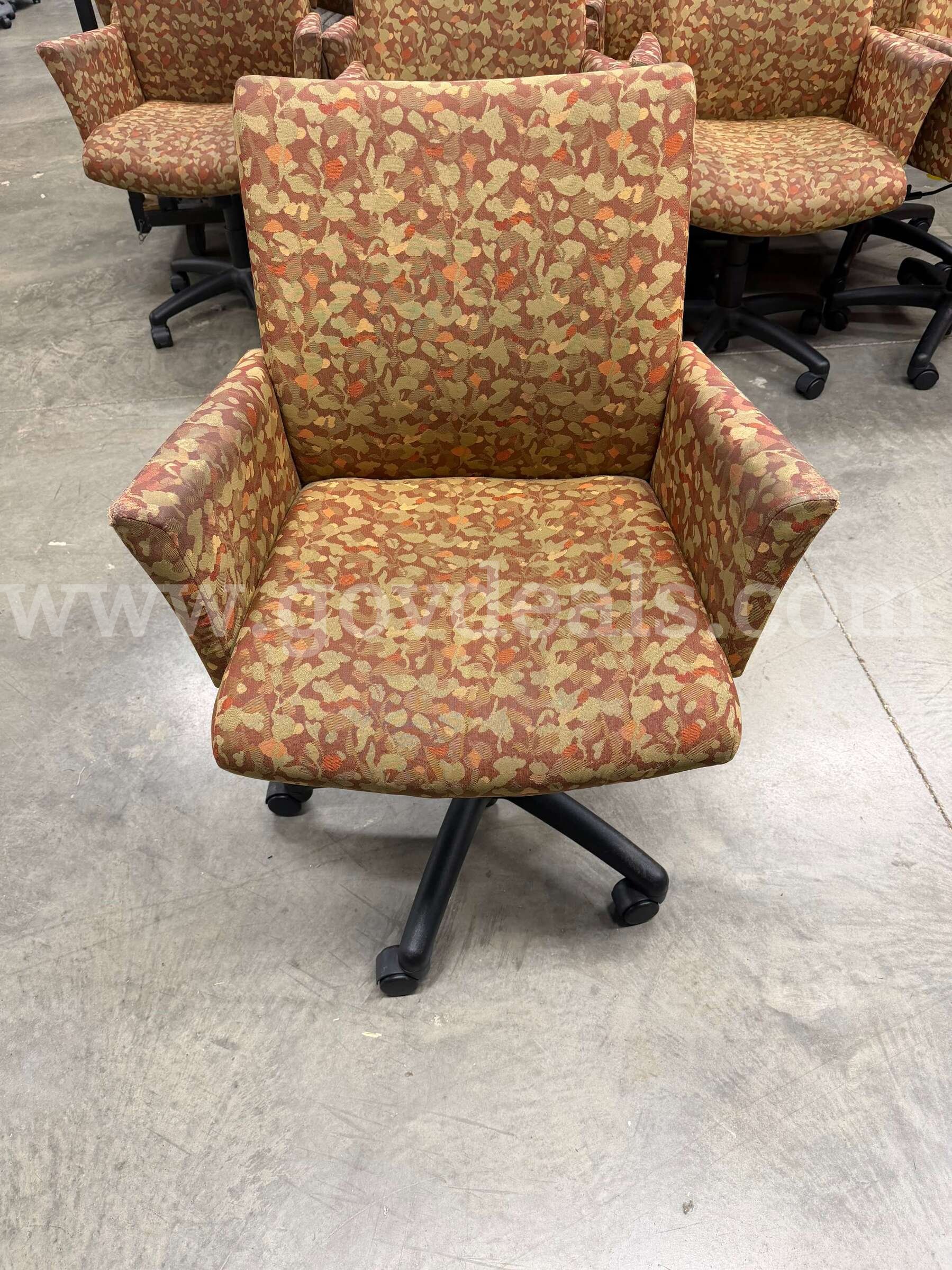 Lot of 13 upholstered chairs   Government Surplus Auction - Primary Photo