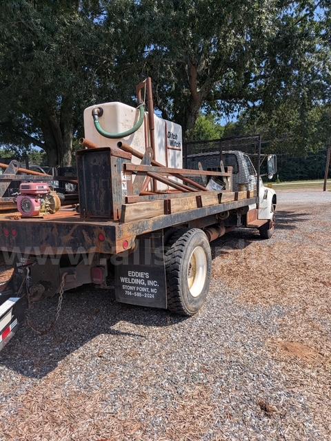 1995 Ford F800 Dump Truck Ford F800 Government Surplus Auction - Photo #3