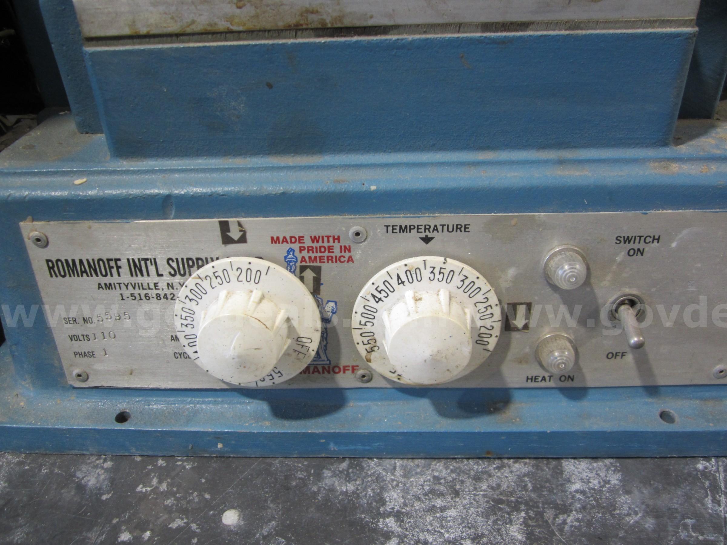 HEAT PRESS  LOT 750  750 Government Surplus Auction - Photo #2