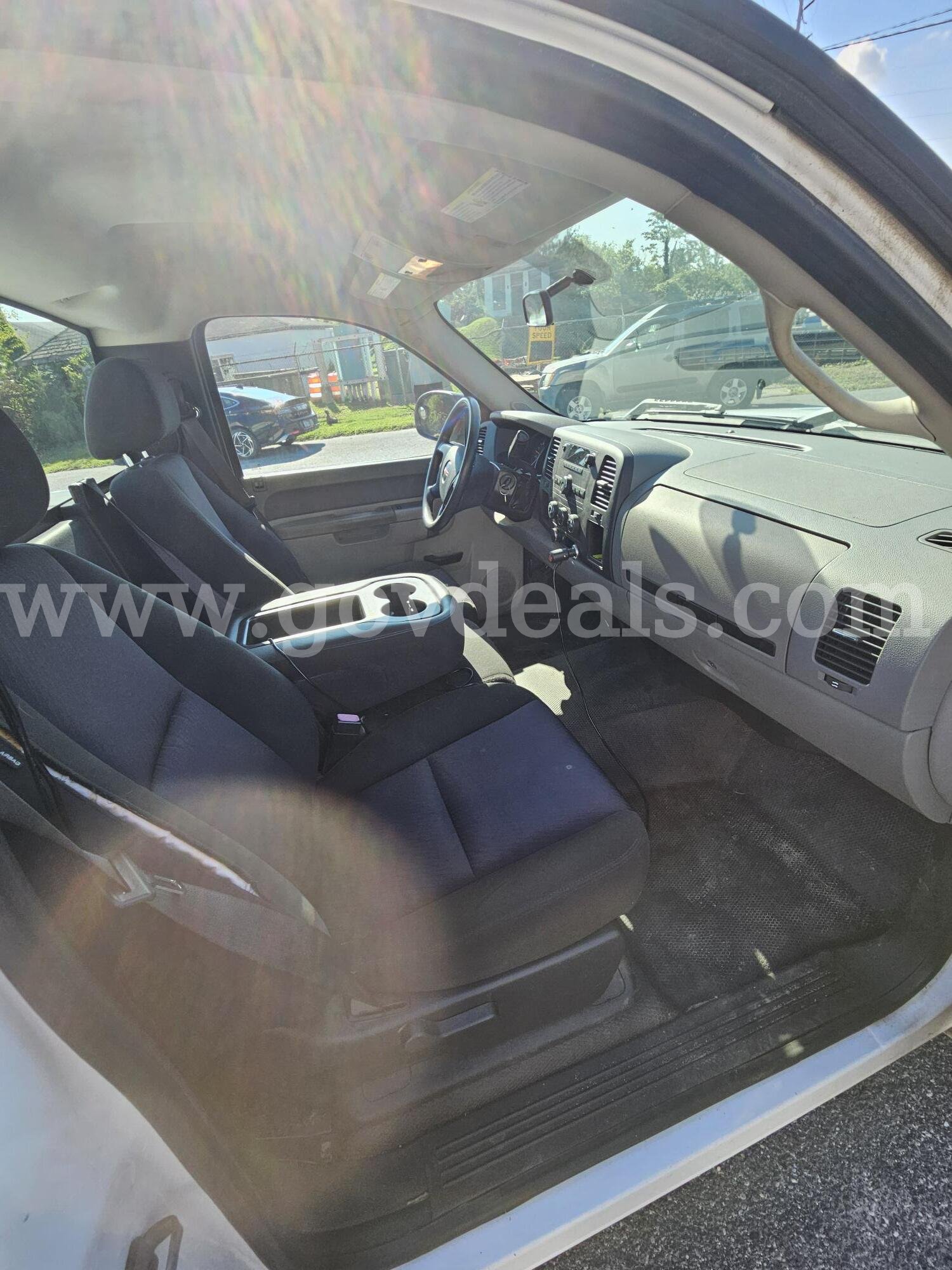 2010 GMC Sierra 1500 Pickup Truck GMC Sierra Government Surplus Auction - Photo #5