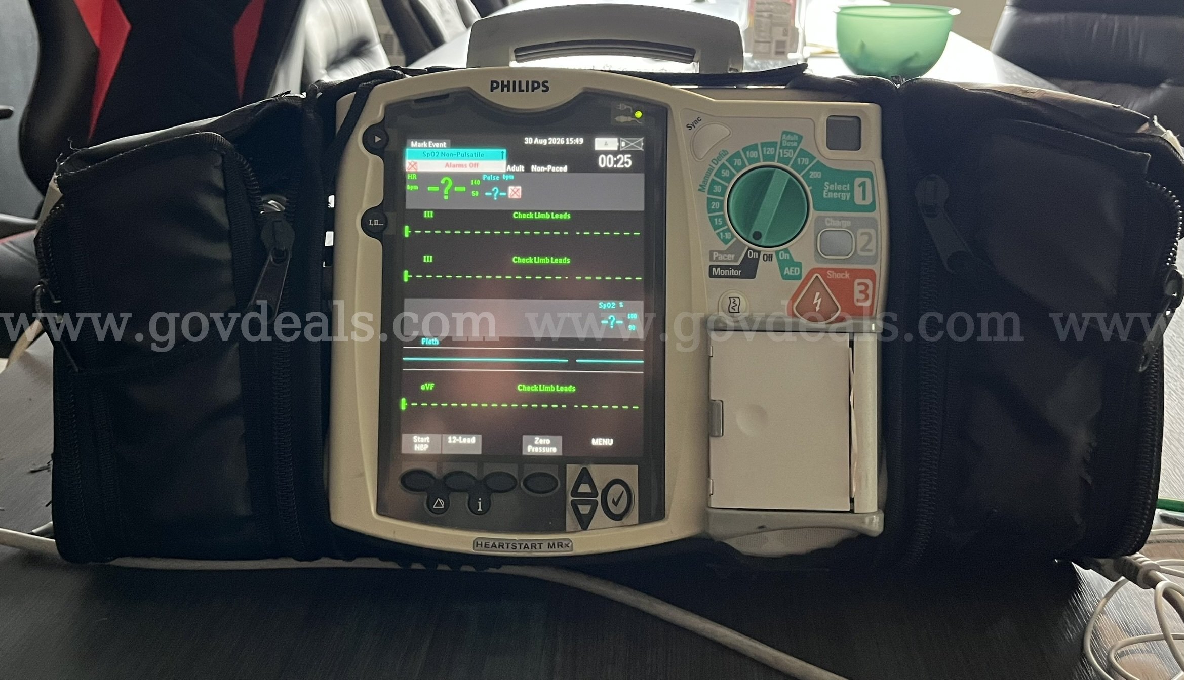 Heart Monitor Philips Heartstart MRX Philips Heartstart MRX Government Surplus Auction - Primary Photo