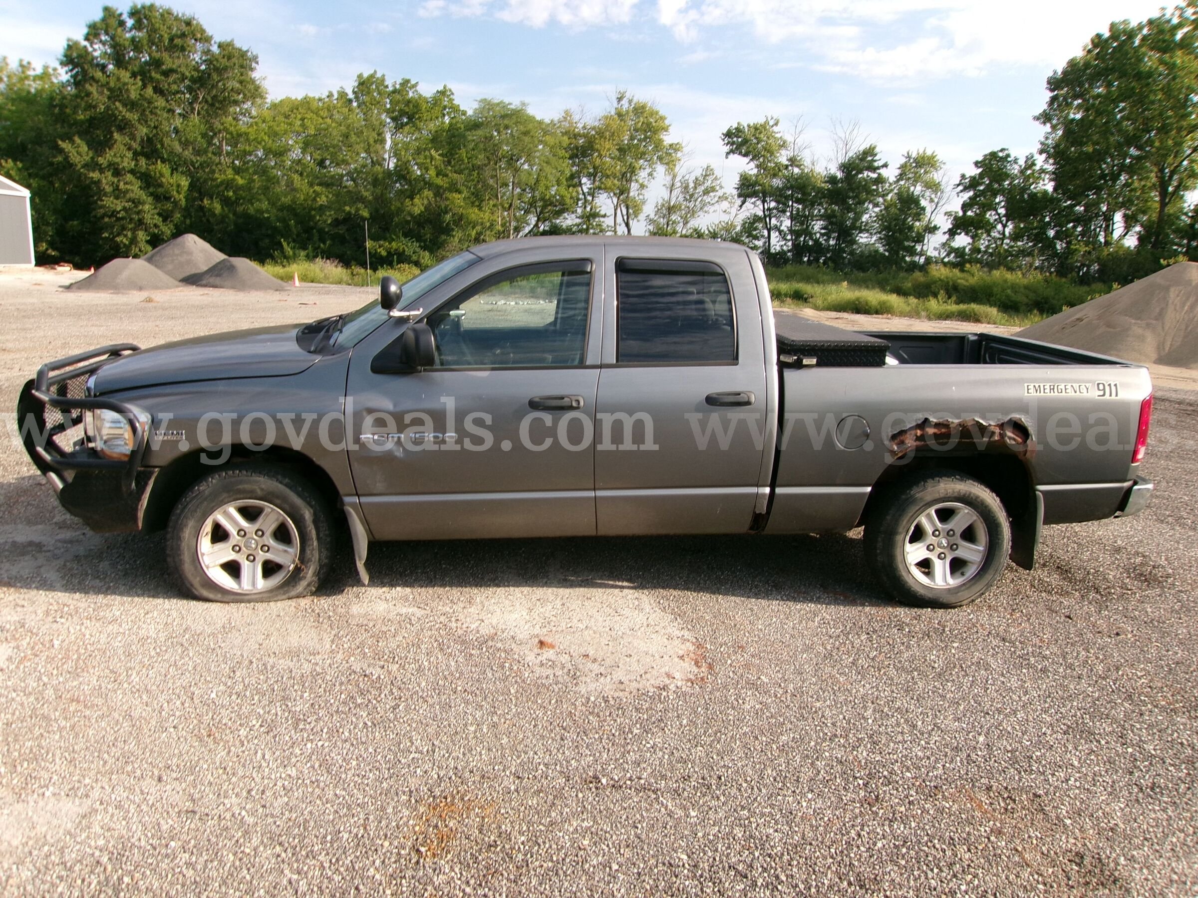2006 Dodge Ram 1500 ST Quad Cab 4WD Dodge Ram 1500 Government Surplus Auction - Photo #2