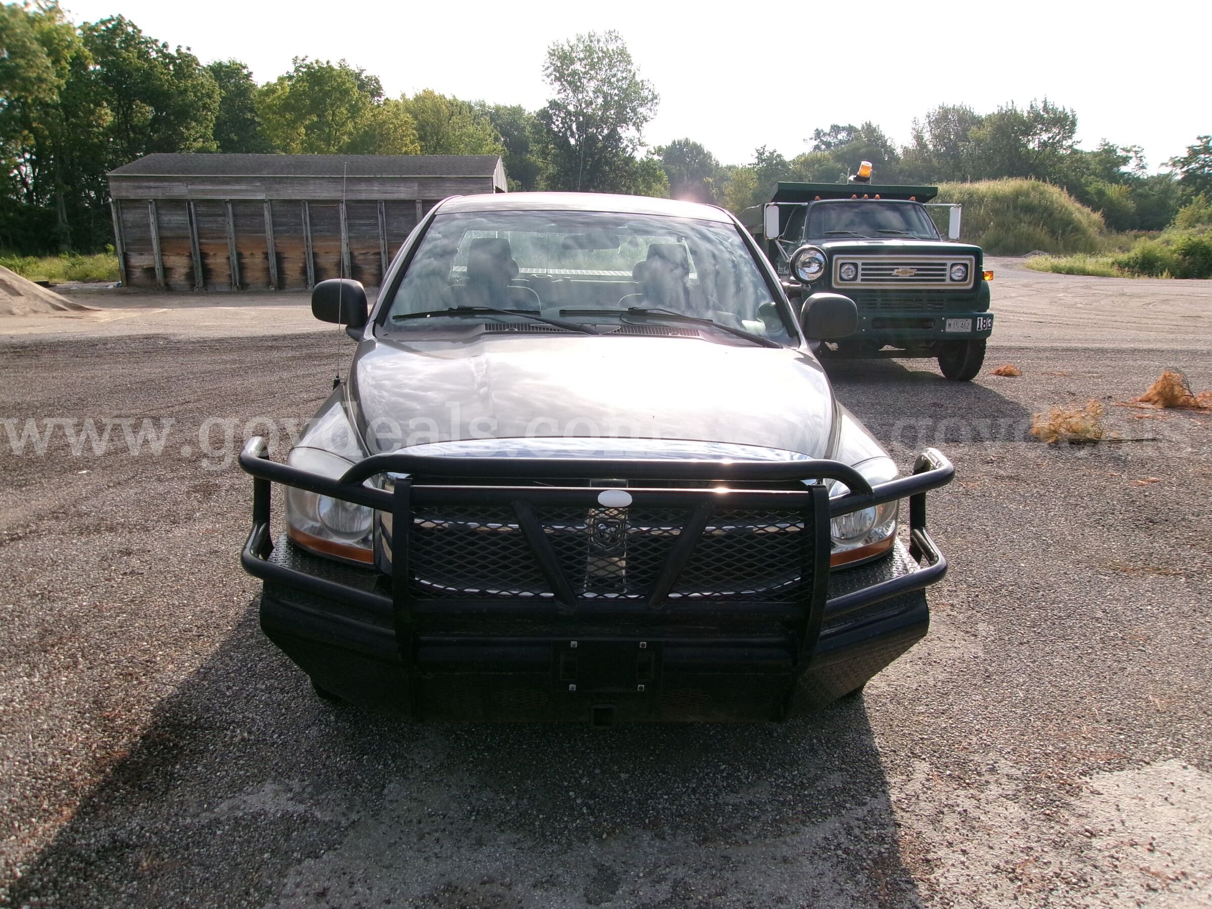 2006 Dodge Ram 1500 ST Quad Cab 4WD Dodge Ram 1500 Government Surplus Auction - Photo #4
