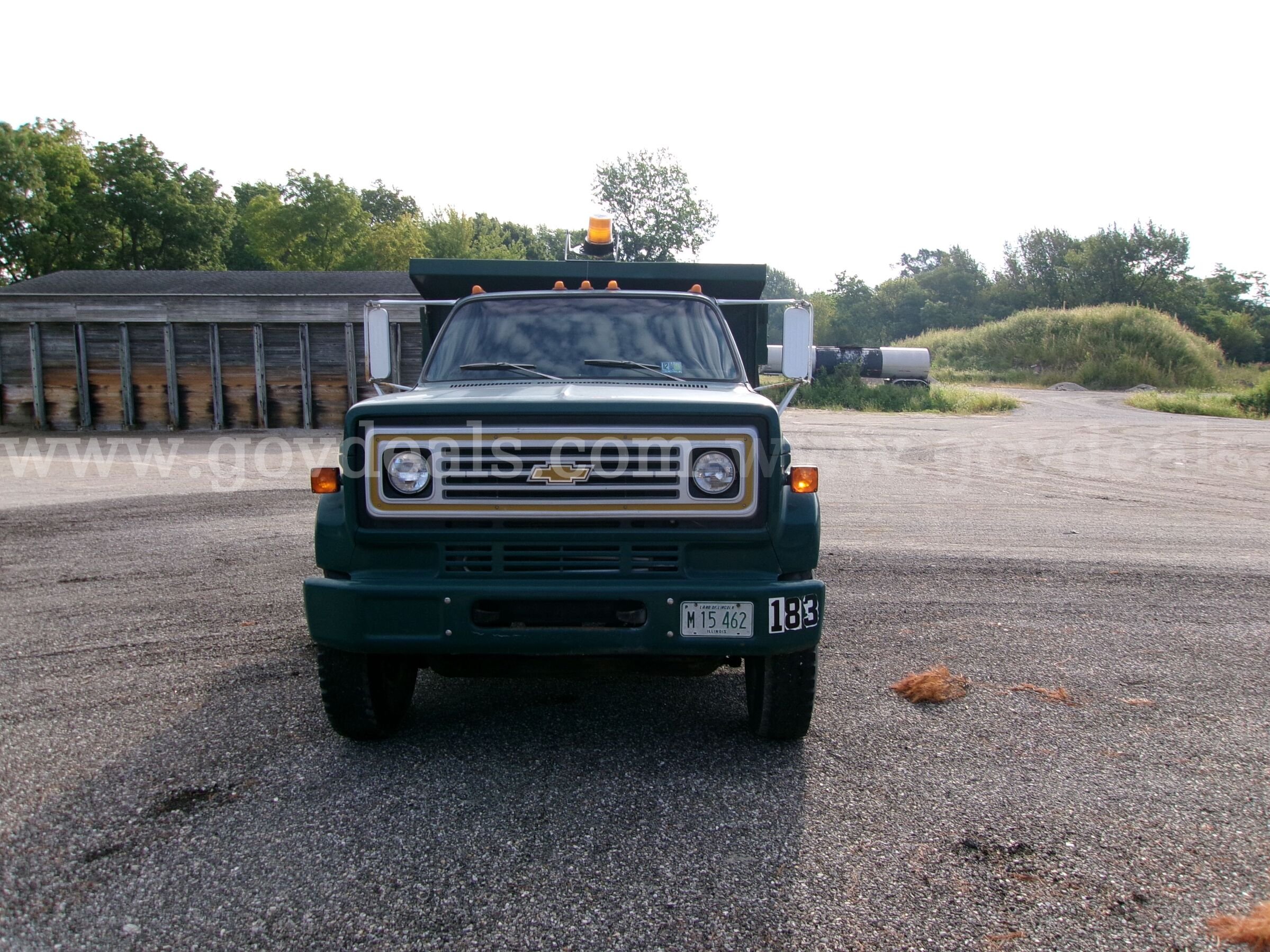 1987 Chevrolet C7D042 Dump Truck Chevrolet C7D042 Government Surplus Auction - Photo #3