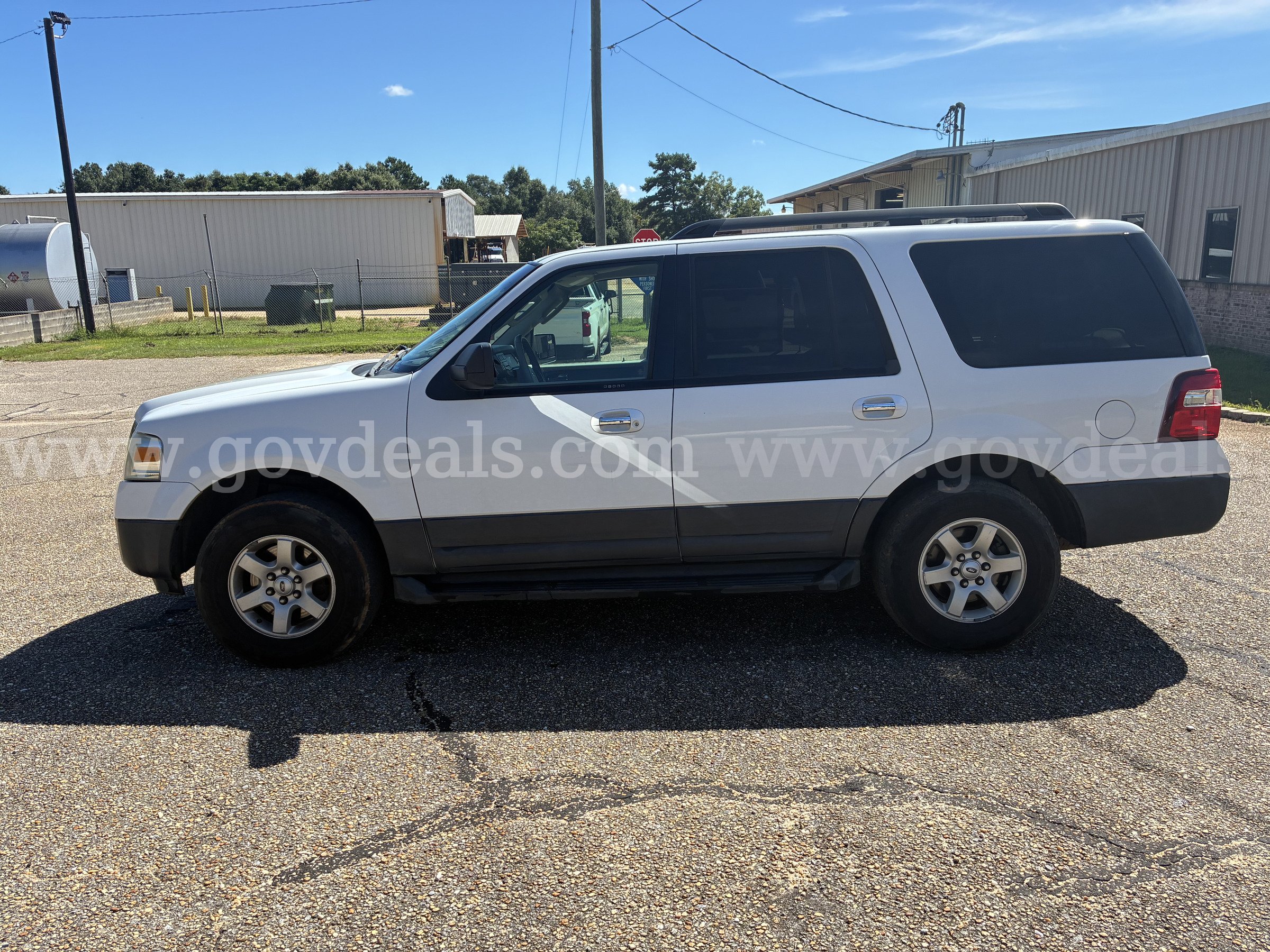 2014 Ford Expedition Ford Expedition Government Surplus Auction - Photo #2