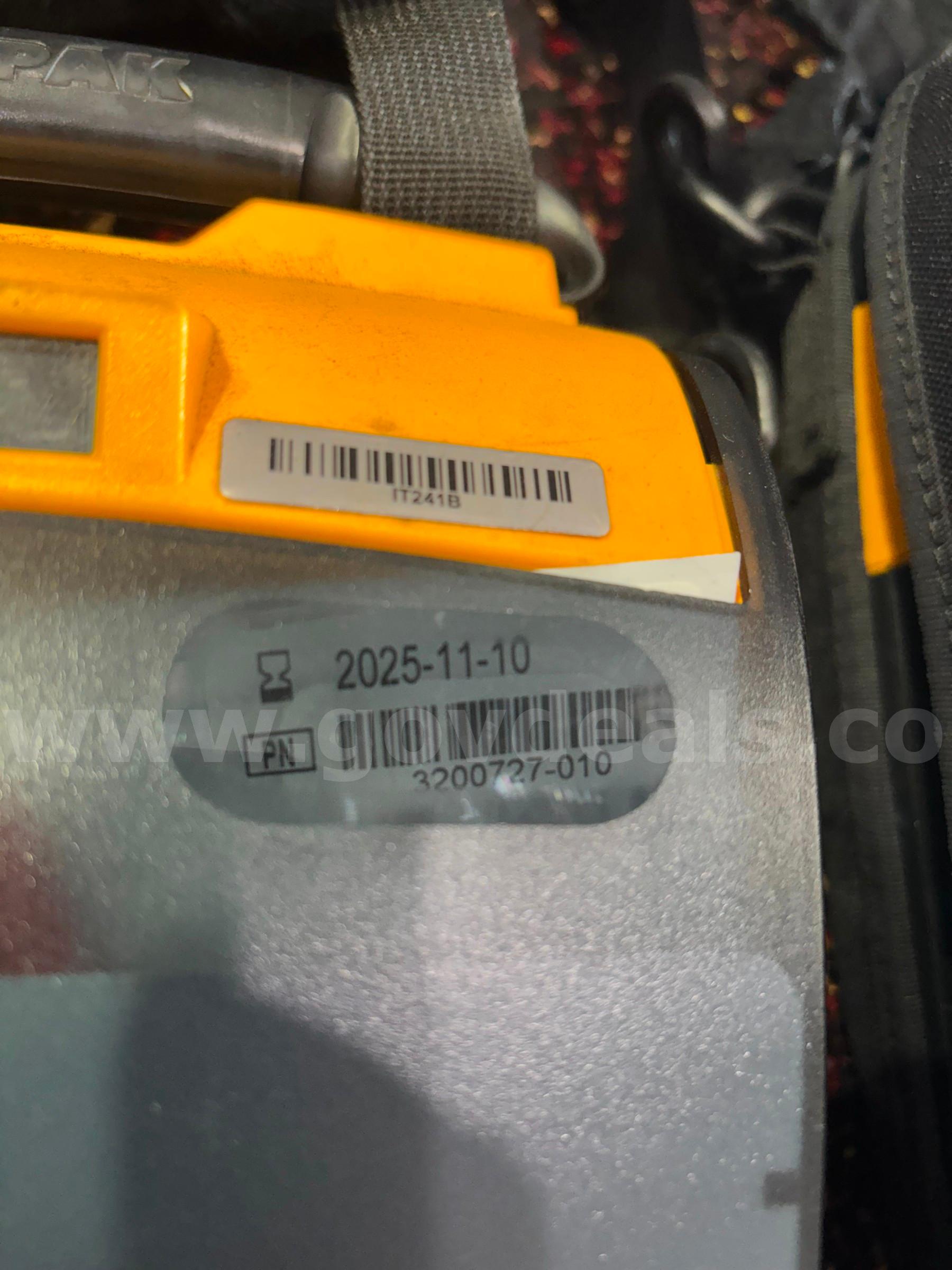Lifepak Defibrillator LOT of 5 Lifepak  Government Surplus Auction - Photo #2