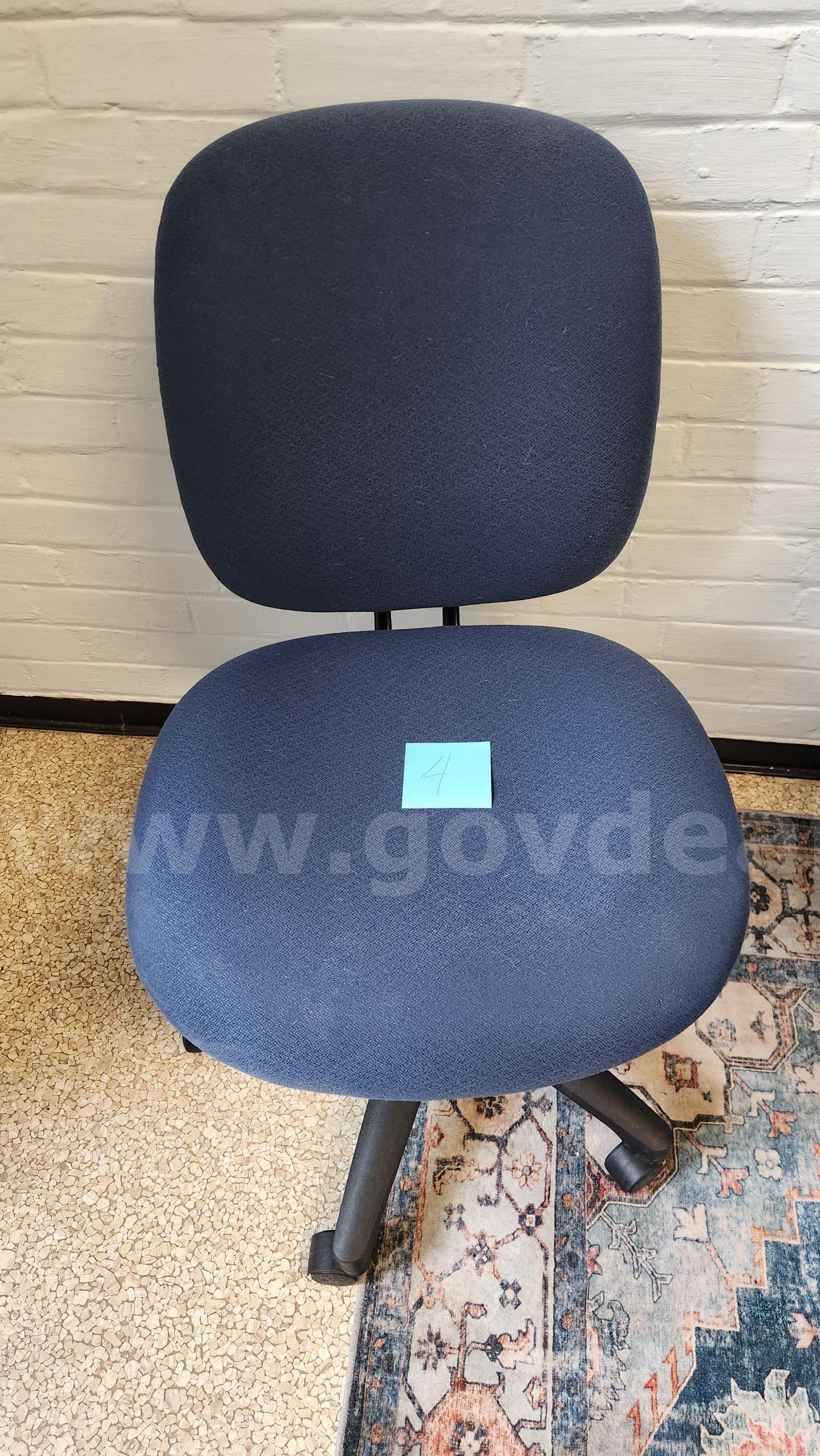 blue office chair   Government Surplus Auction - Primary Photo