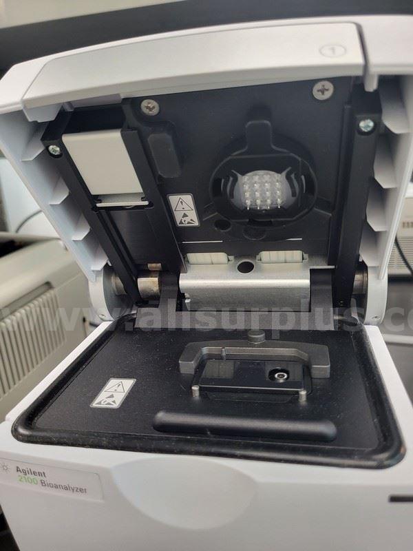 Agilent 2100 Bioanalyzer Agilent 2100 Government Surplus Auction - Photo #3