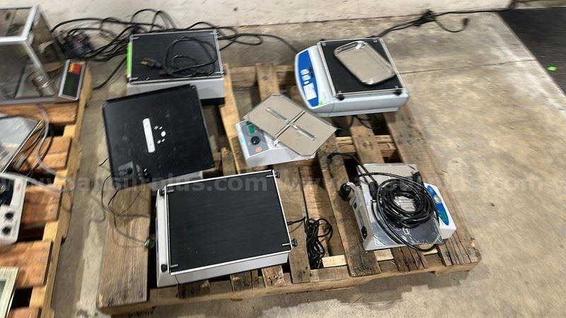 Mixed Lab Equipment Mettler Toledo, Sartorius, Thermo, IKA, Buchi, VW  Government Surplus Auction - Photo #4