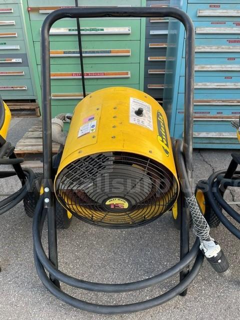 Lot of 3 Fostoria Portable Electric Salamander Space Heaters (2598456) Huntington Beach, CA Fostoria FES-1520-3A, FES-3048-3A Government Surplus Auction - Photo #3