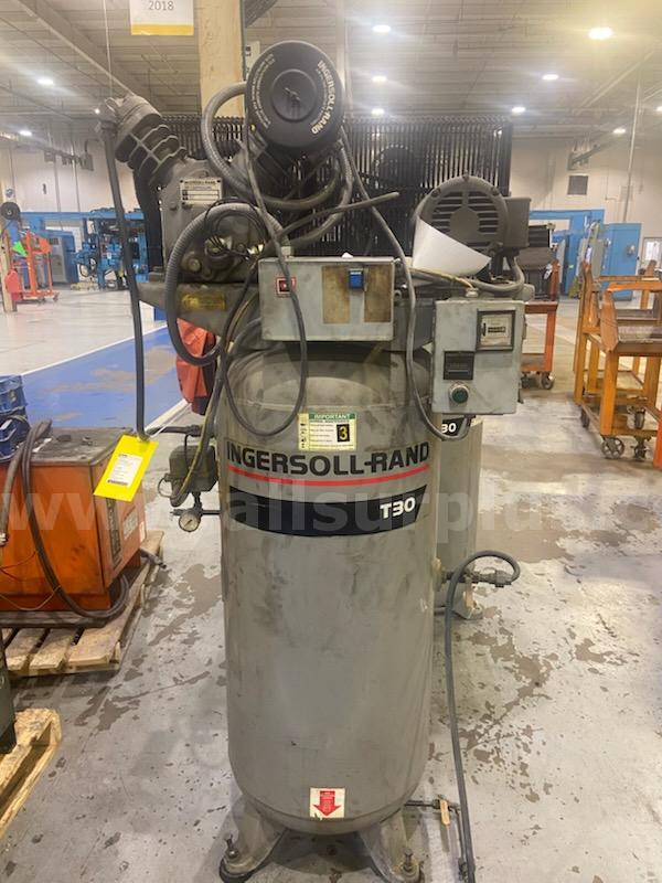 2 Ea. Ingersoll Rand Air Compressor Receiver Ingersoll Rand Unknown Government Surplus Auction - Photo #2