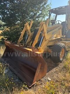 CASE Backhoe Case 590 Super L Government Surplus Auction - Photo #2