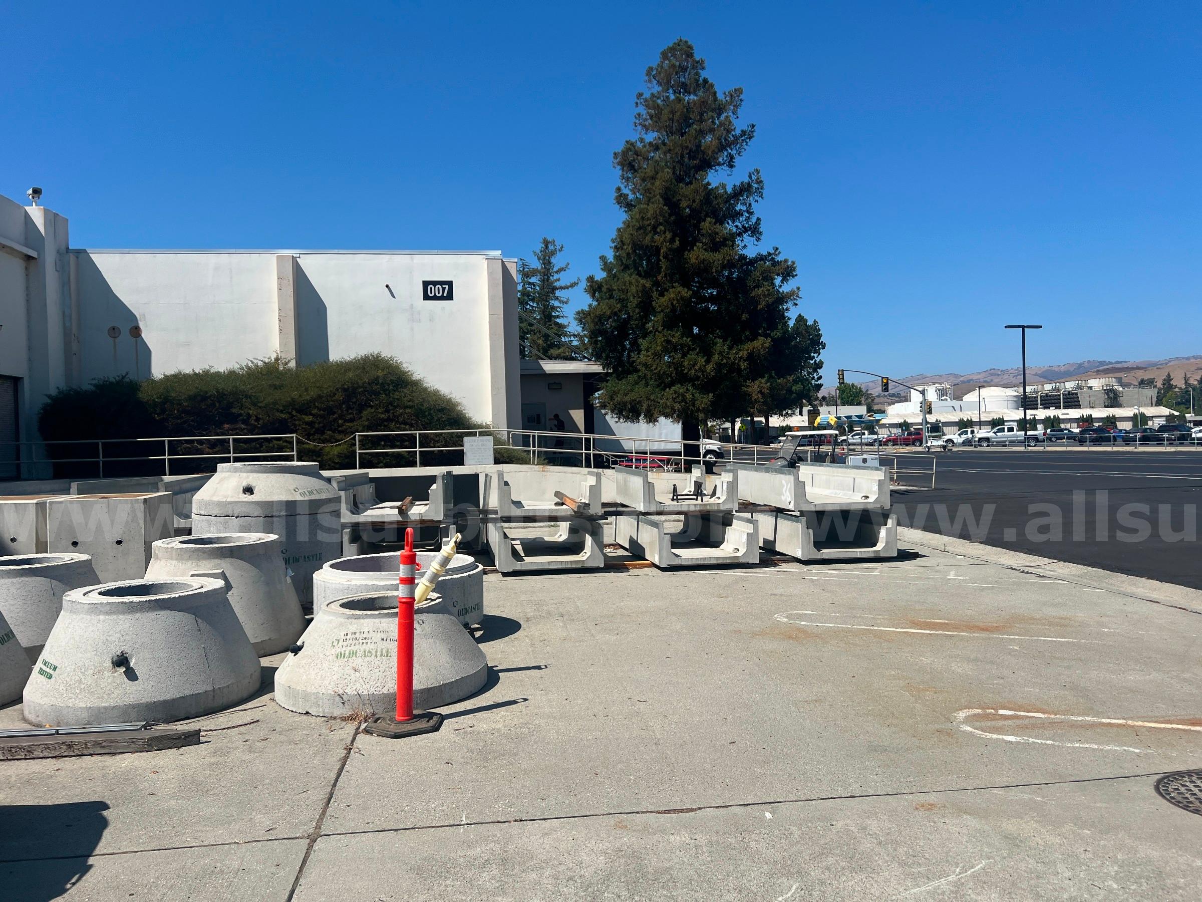 U-Shaped Underground Concrete Wire/Pipe Channel   Government Surplus Auction - Photo #2