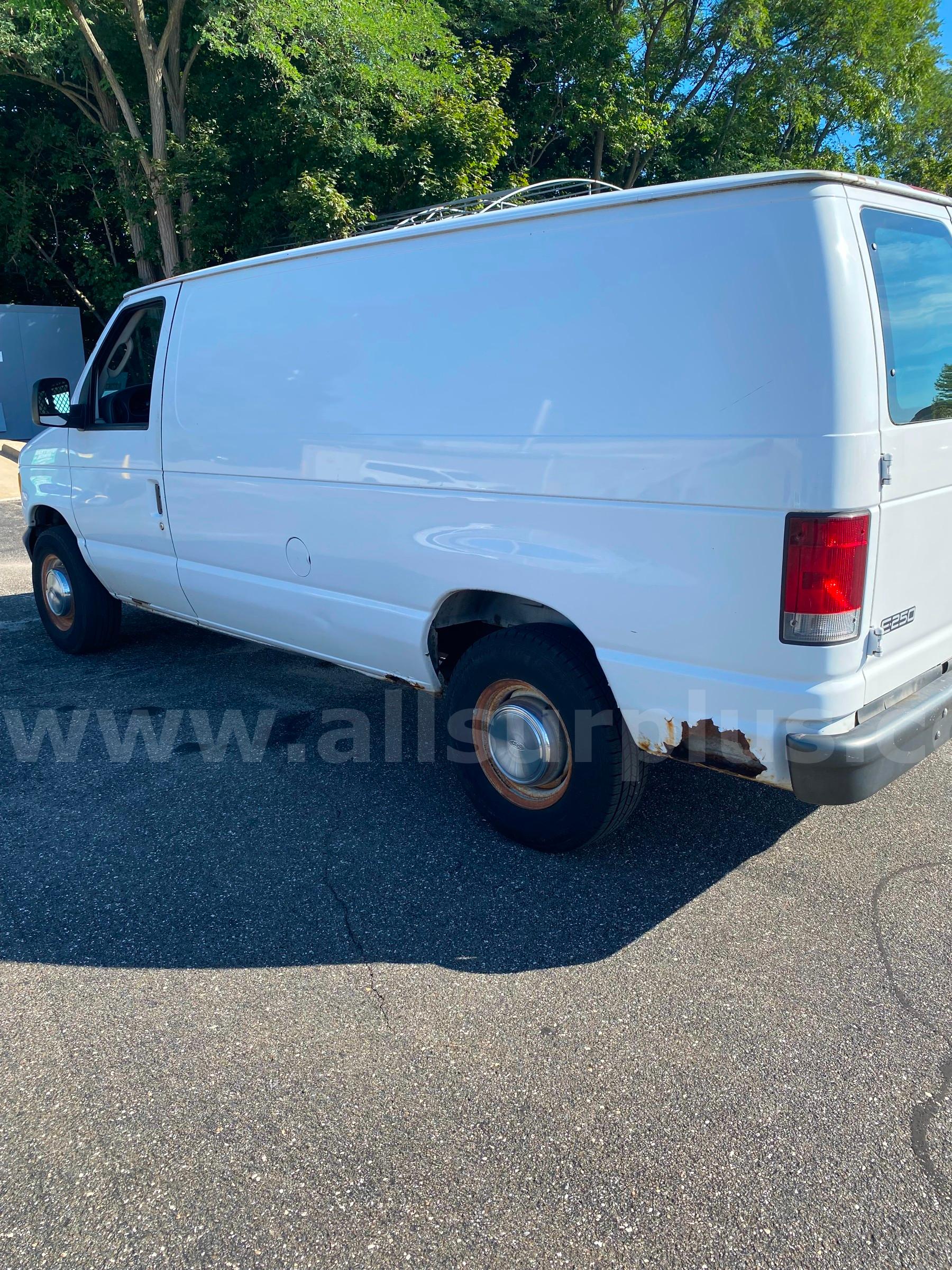 2006 Ford Econoline Ford Econoline Government Surplus Auction - Photo #2