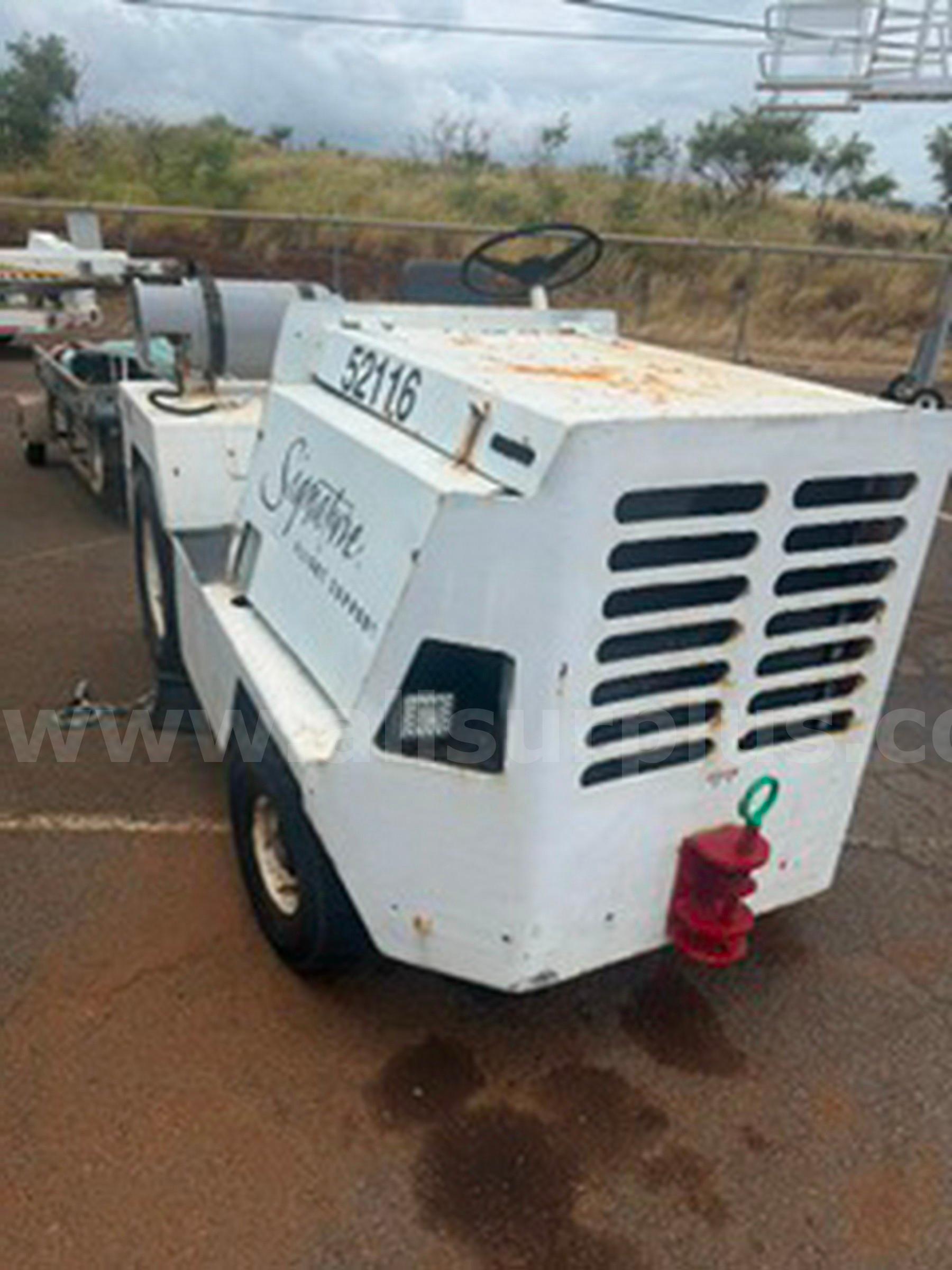1992 Tug M-30 Jetline Baggage Tractor