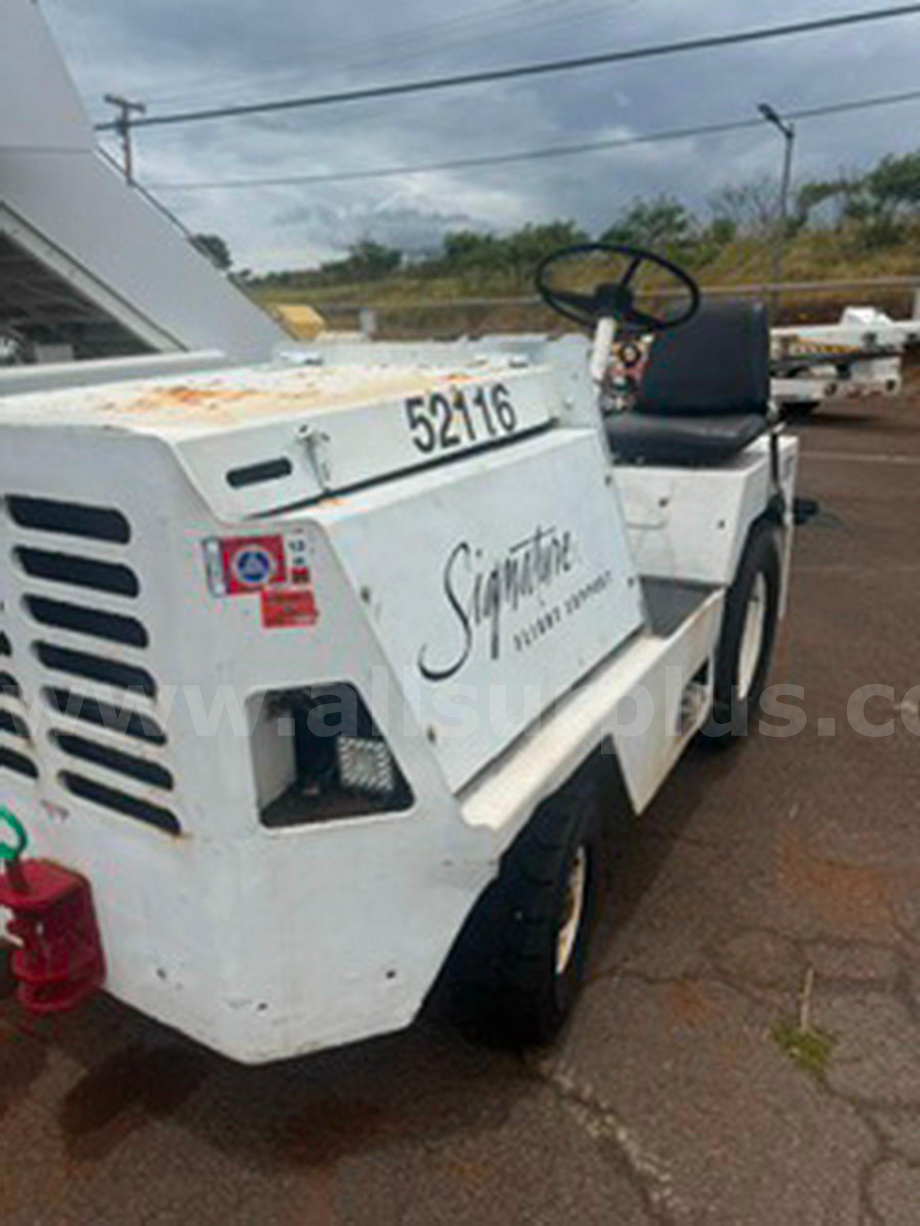 1992 Tug M-30 Jetline Baggage Tractor Tug  Government Surplus Auction - Photo #2