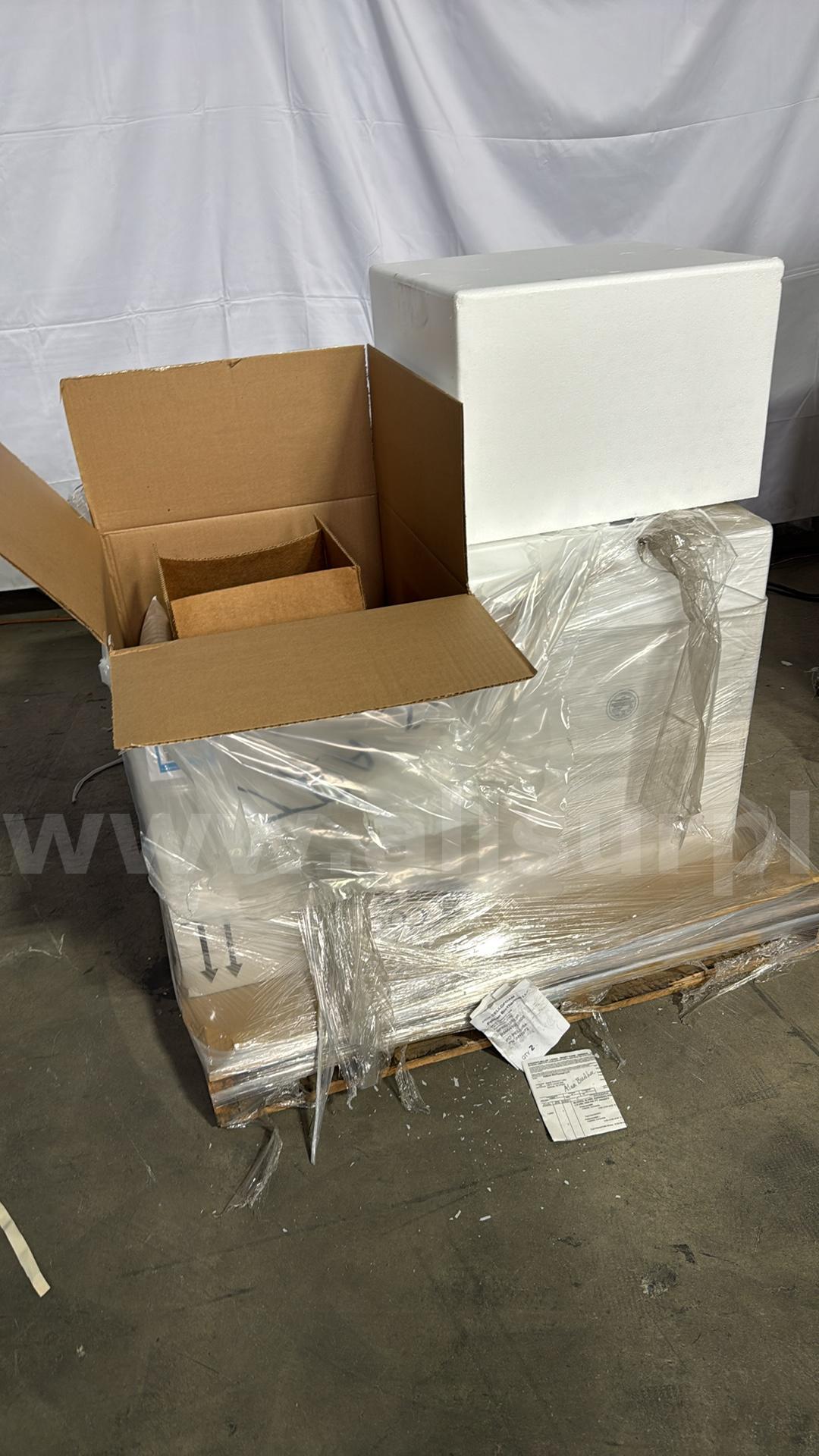 4ea Refrigerated Shipping BoxesALL componnets   Government Surplus Auction - Photo #2