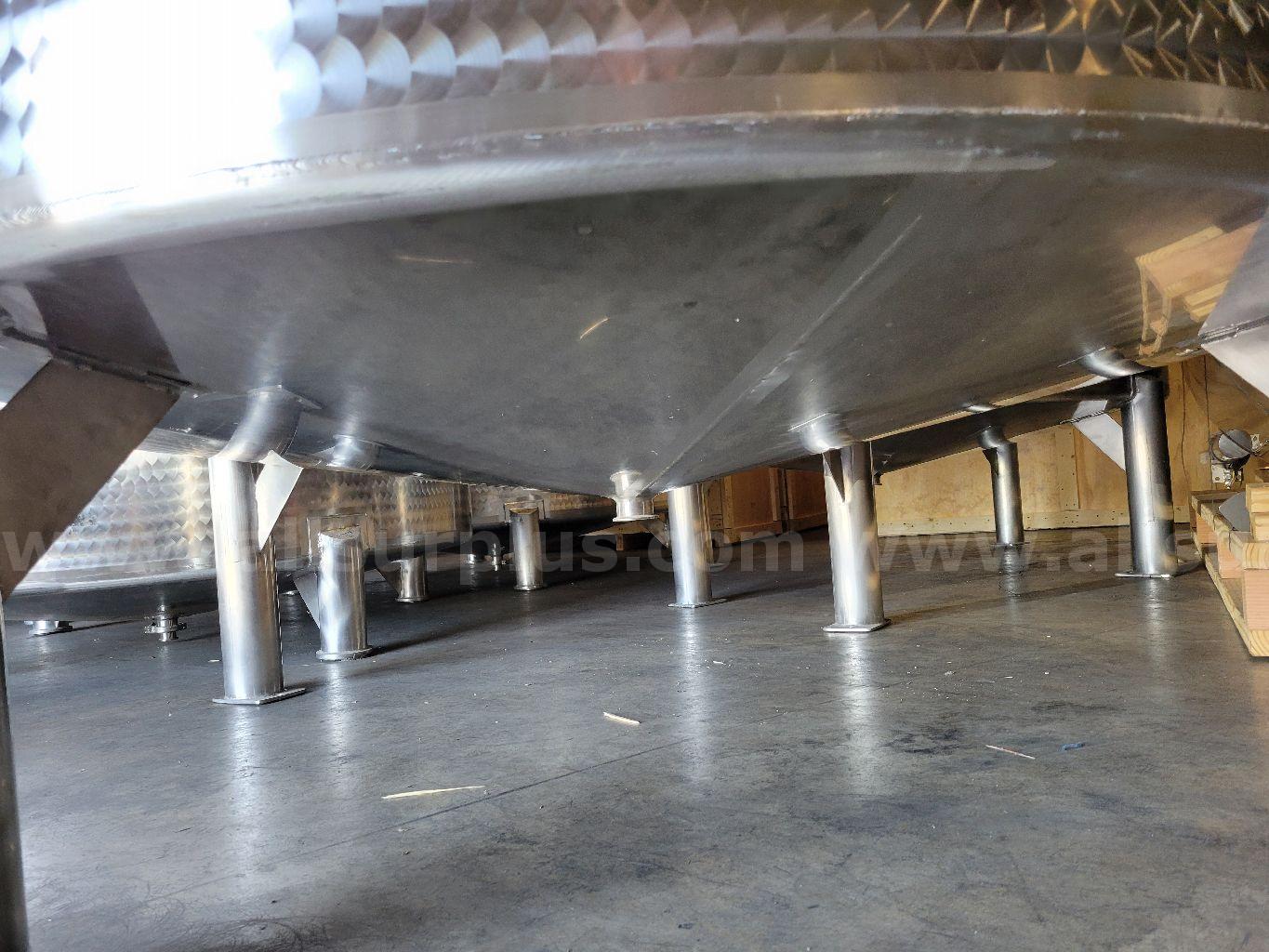 Imvusa Stainless Steel Storage Vessel, 4000L Imvusa Stainless 4000L Government Surplus Auction - Photo #4