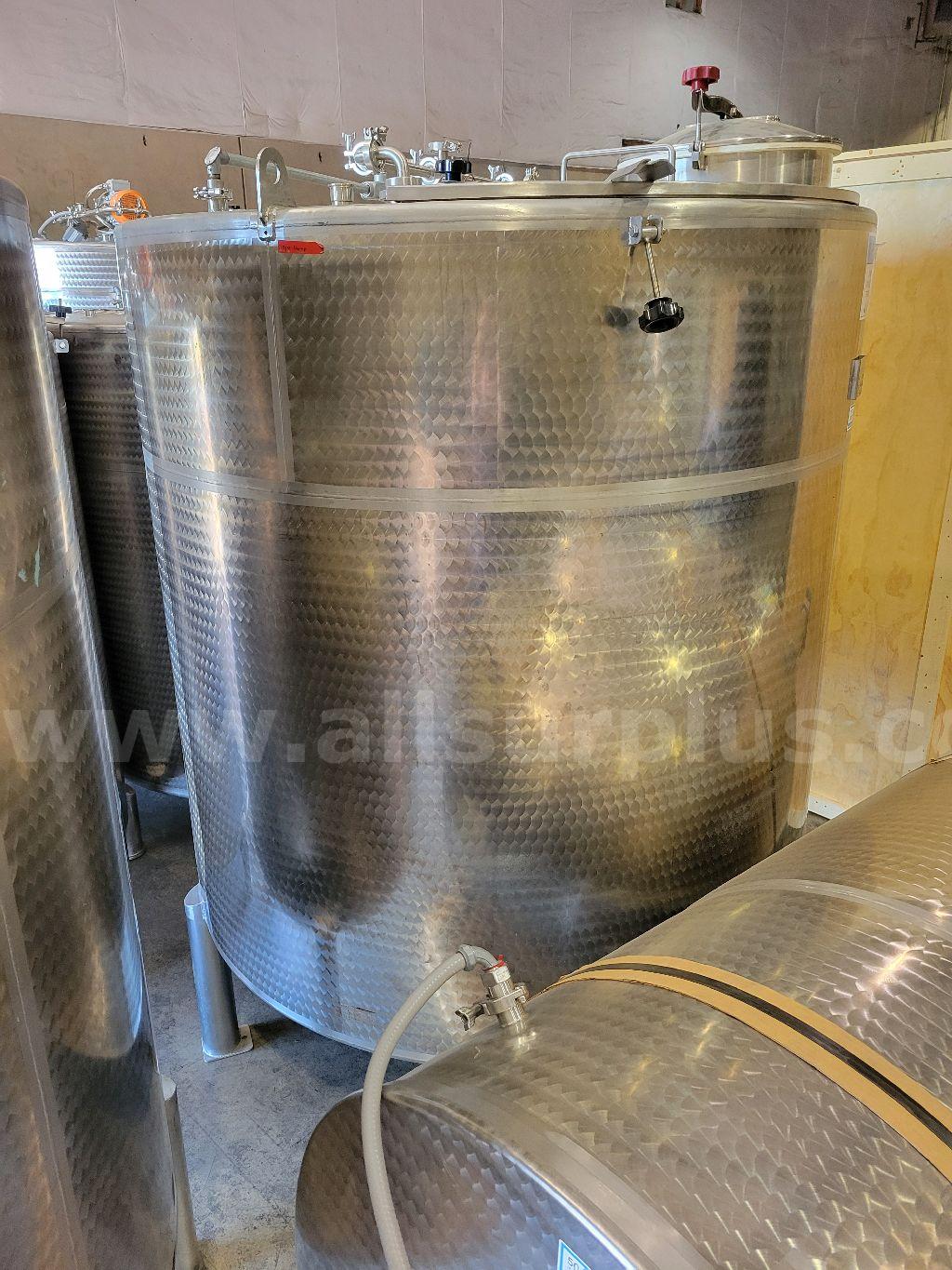Imvusa Stainless Steel Storage Vessel, 4000L Imvusa Stainless 4000L Government Surplus Auction - Photo #2