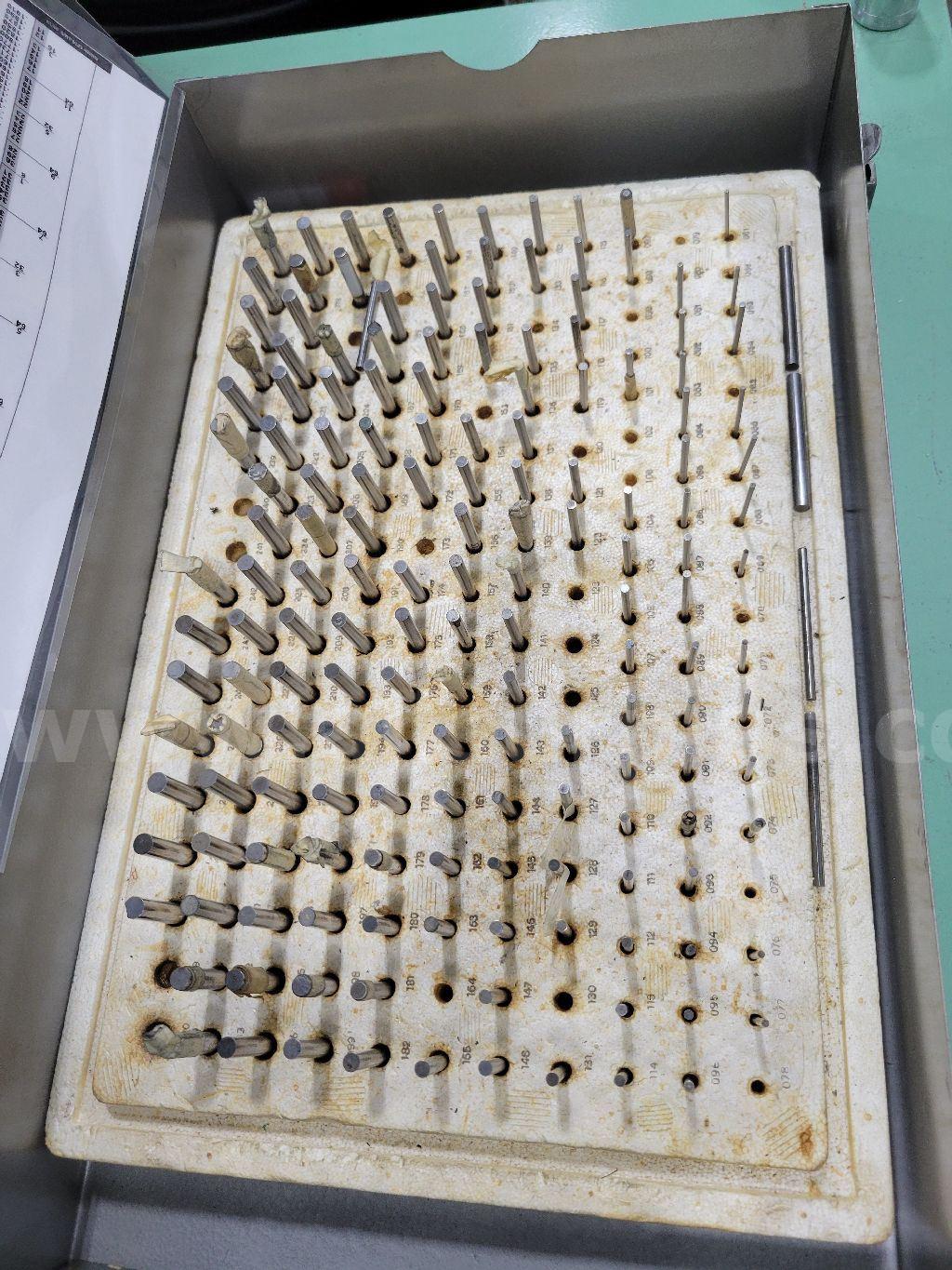 Stanley Vidmar Tool Cabinet, 10-Drawer, w/ Contents Stanley Vidmar  Government Surplus Auction - Photo #4