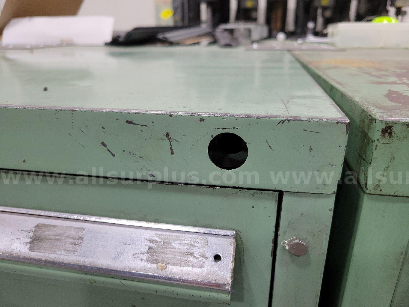 Vidmar Tool Cabinet, 9-Drawer, w/ Tooling Contents Vidmar  Government Surplus Auction - Photo #2